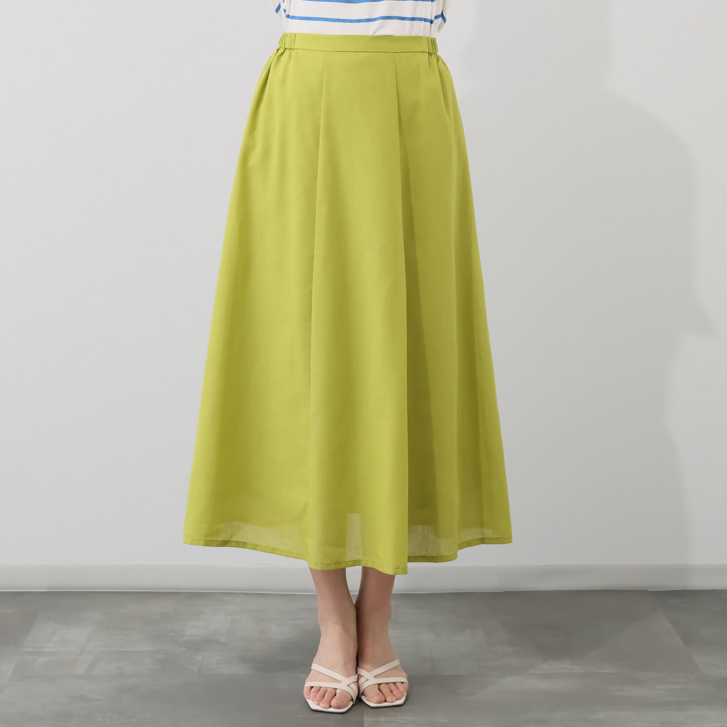 スピンブルー ヨーロピアンフラックスＲ リネンブレンド フレアースカート