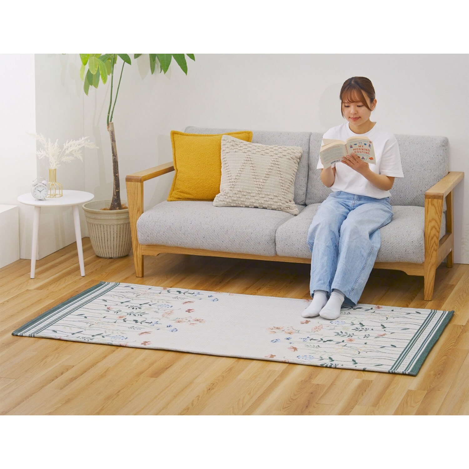 イケヒコ さらっと爽やか ジャガード織 除湿・消臭ラグ ＜９０×１８０ｃｍ＞