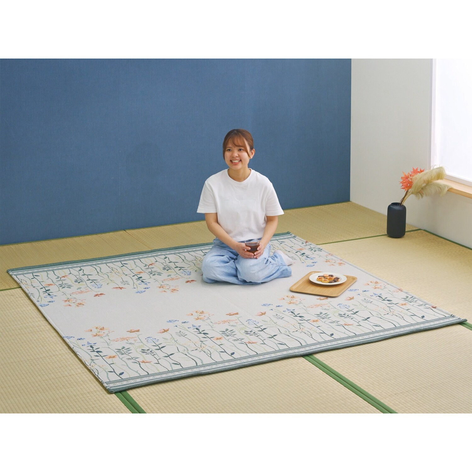 イケヒコ さらっと爽やか ジャガード織 除湿・消臭ラグ ＜１８０×１８０ｃｍ＞