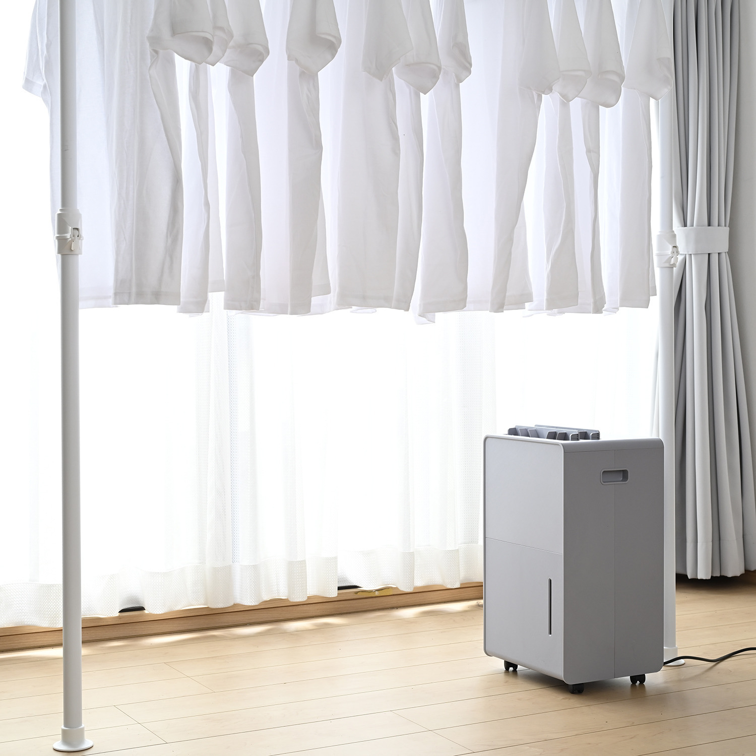 ＹＡＭＡＺＥＮ 部屋干しや湿気対策に！ パワフル＆コンパクト 衣類乾燥除湿機 ＹＤＣ−Ｈ６０１