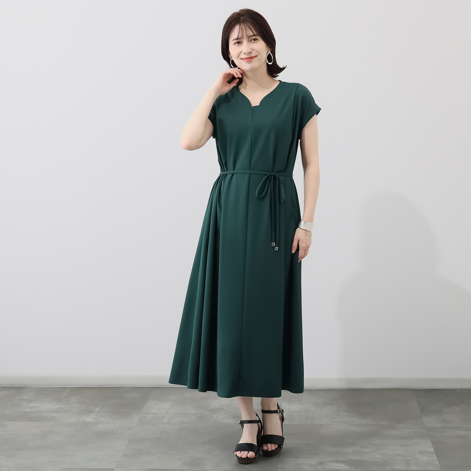 アンリック　オー　ブルー 接触冷感・ＵＶカット ターンバックスリーブ 細見えフレアーワンピース ＜着丈１２０ｃｍ＞