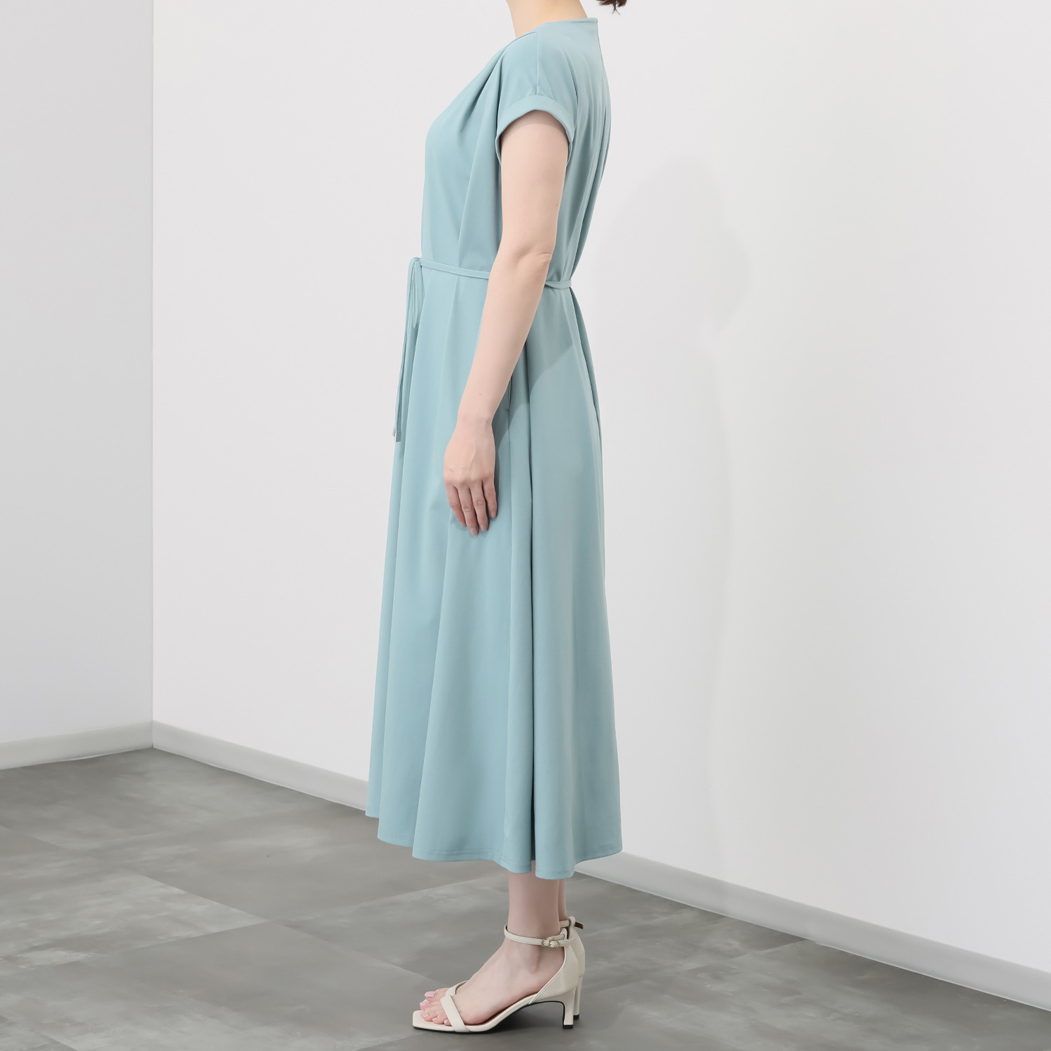 アンリック　オー　ブルー 接触冷感・ＵＶカット ターンバックスリーブ 細見えフレアーワンピース ＜着丈１２０ｃｍ＞