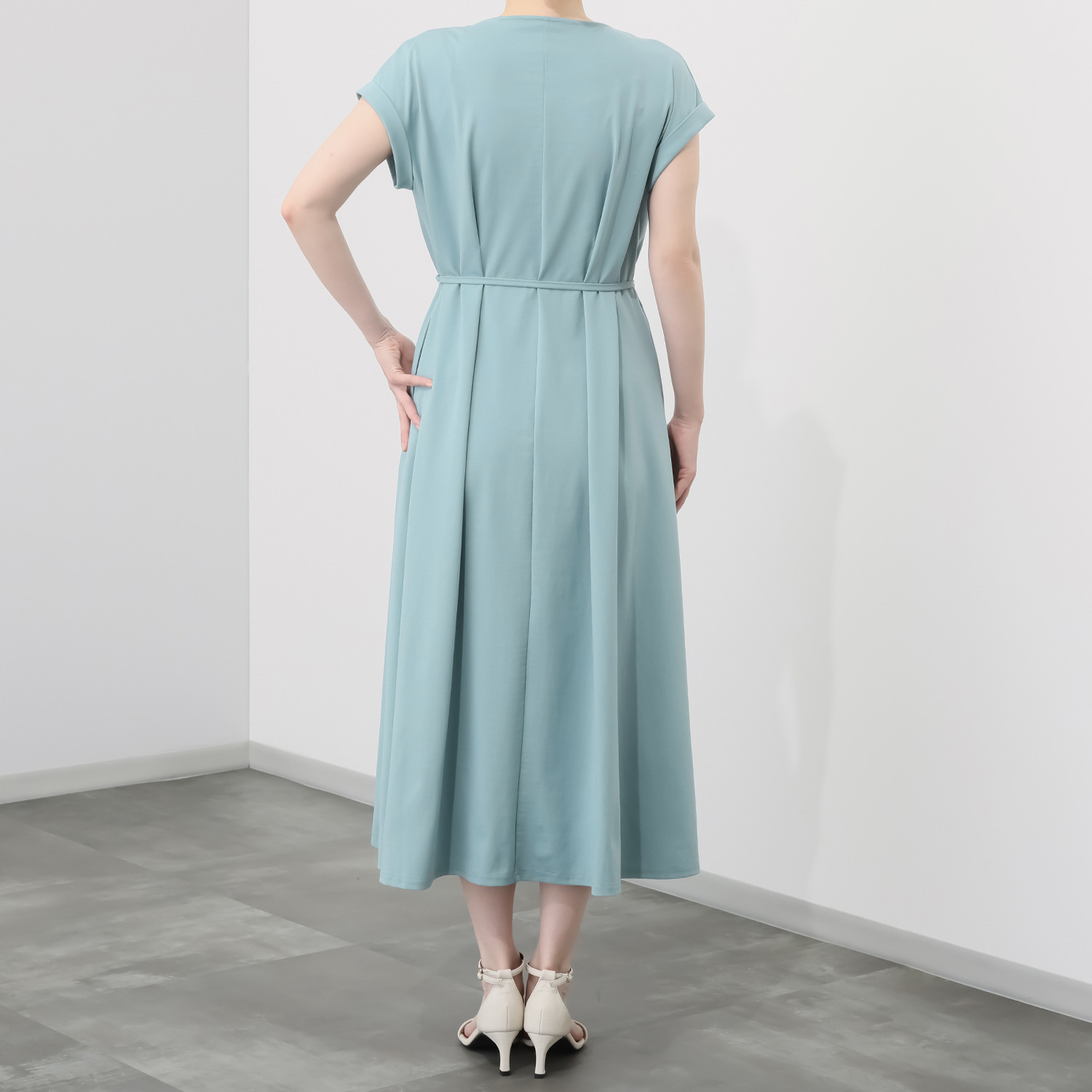 アンリック　オー　ブルー 接触冷感・ＵＶカット ターンバックスリーブ 細見えフレアーワンピース ＜着丈１２０ｃｍ＞