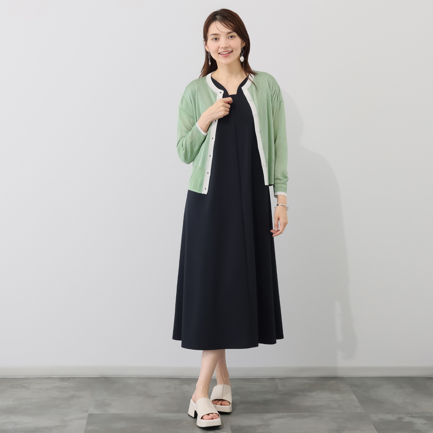 アンリック　オー　ブルー 接触冷感 シアーラメニット 上品大人見え カーディガン