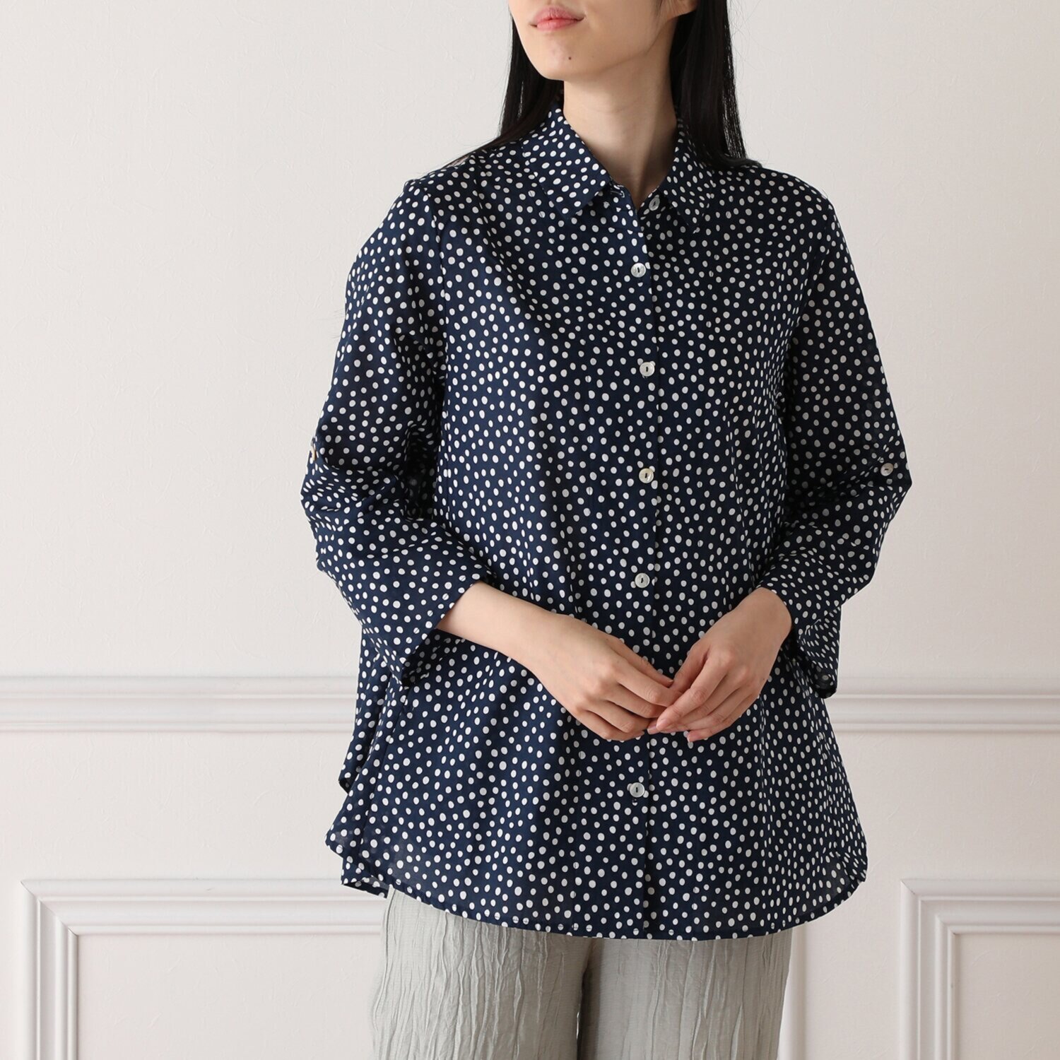 ＷＩＮＤ 綿ローン 水玉柄トップス