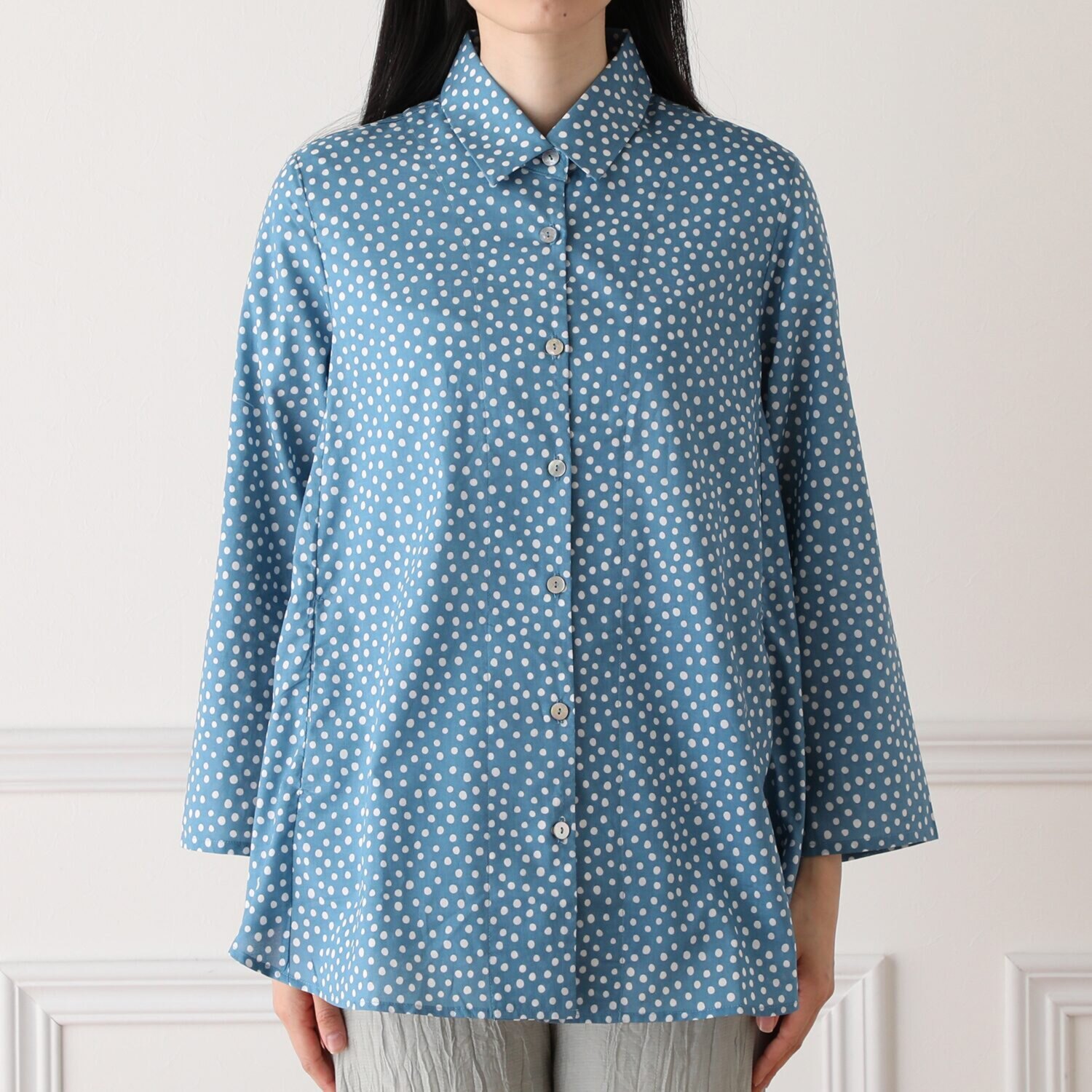 ＷＩＮＤ 綿ローン 水玉柄トップス