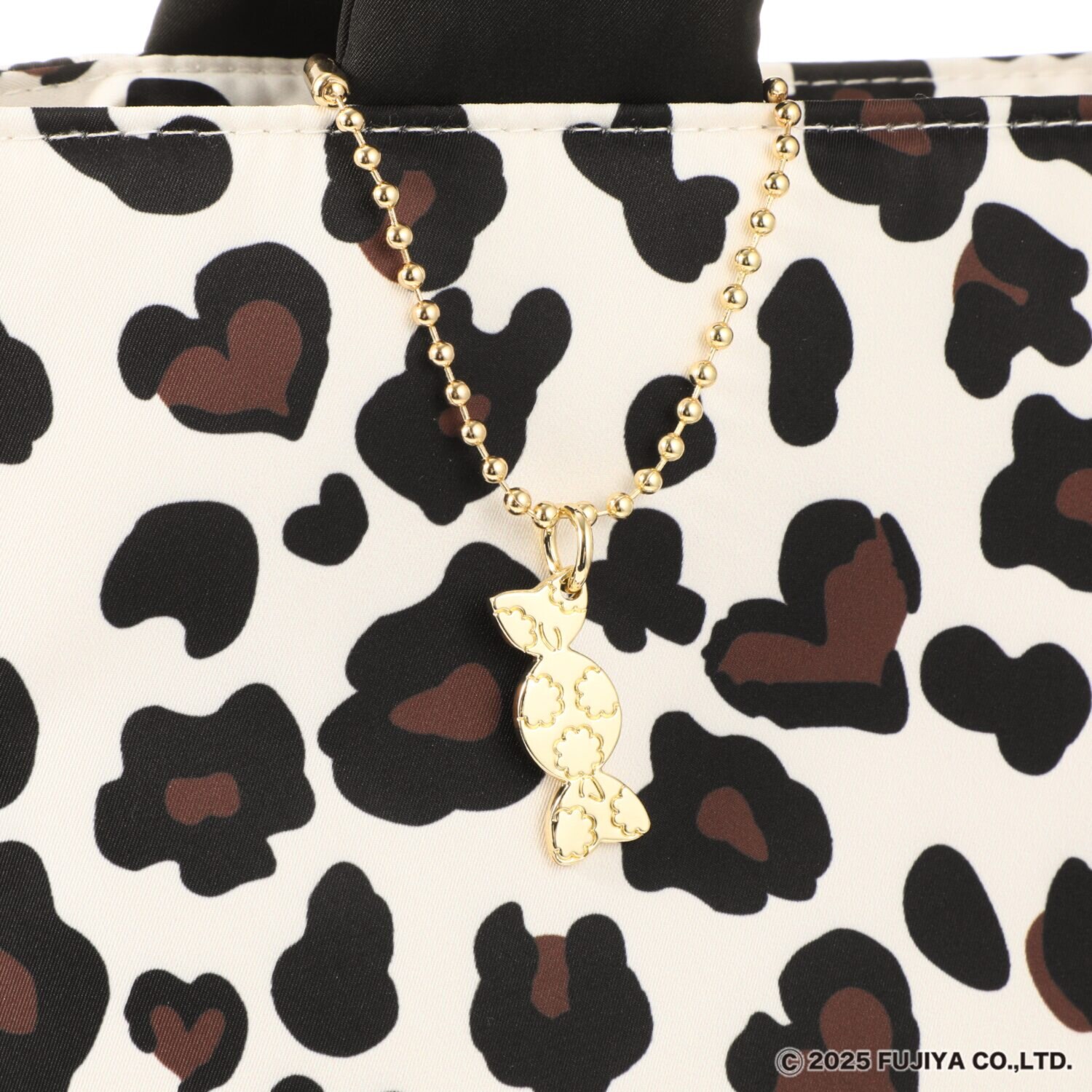 ペコちゃん ふっくらトートバッグ キャンディ型チャーム付き 