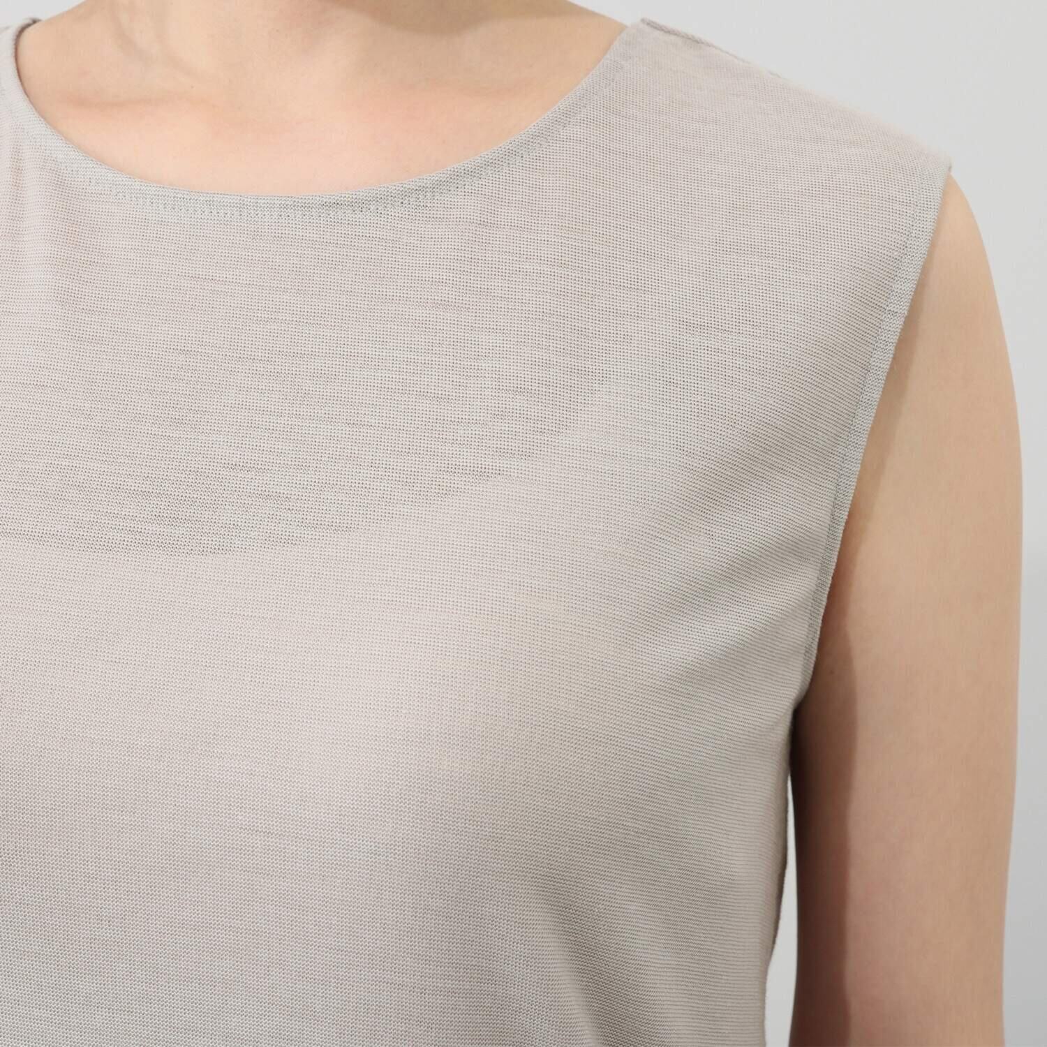 たおやか美 日本製 麻１００％ シルクプロテイン加工 ウォッシャブル ノースリーブプルオーバー