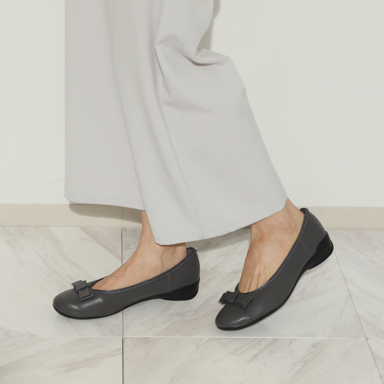 ブランコワール 防水 リボンデザイン 軽量ローファーパンプス