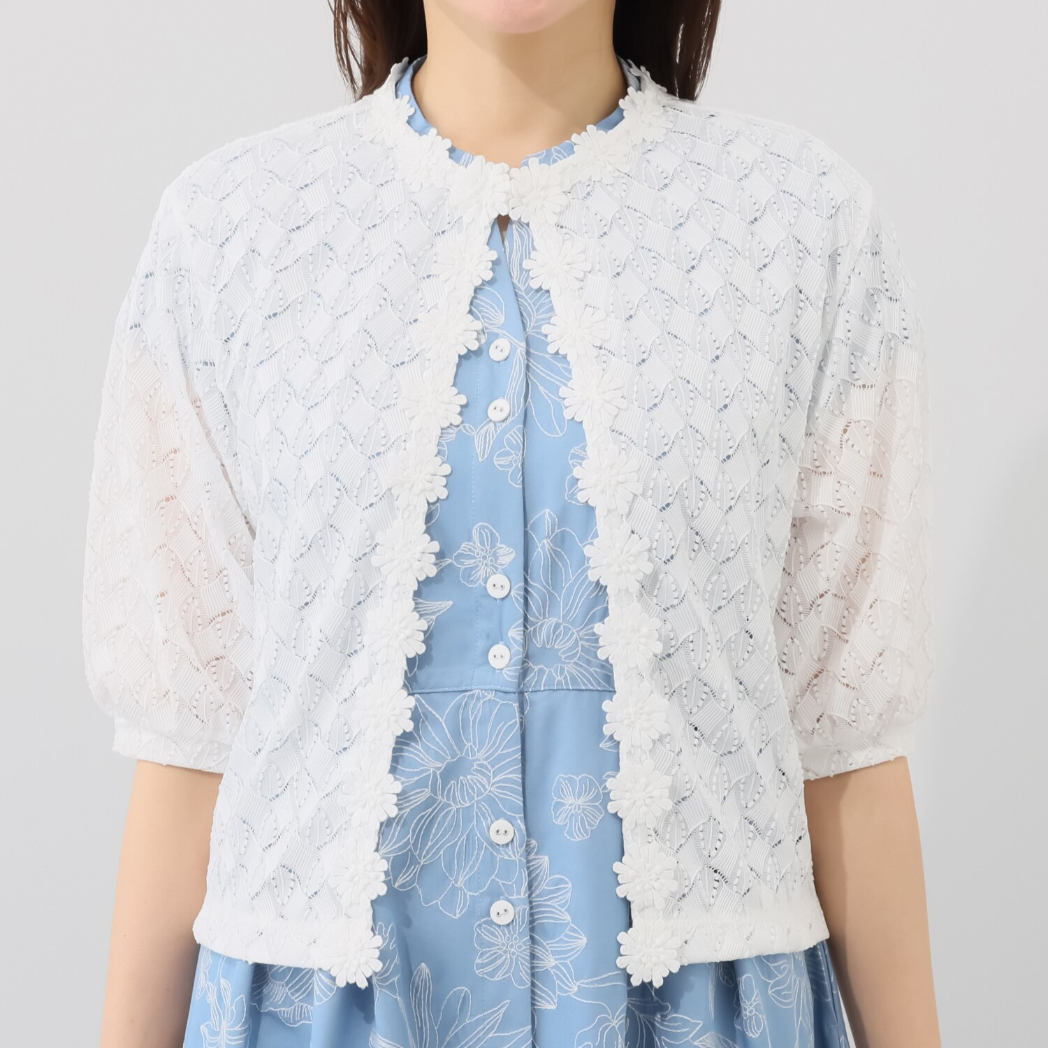 エスポア リーフ＆幾何模様 立体レーストリミング ニットボレロ