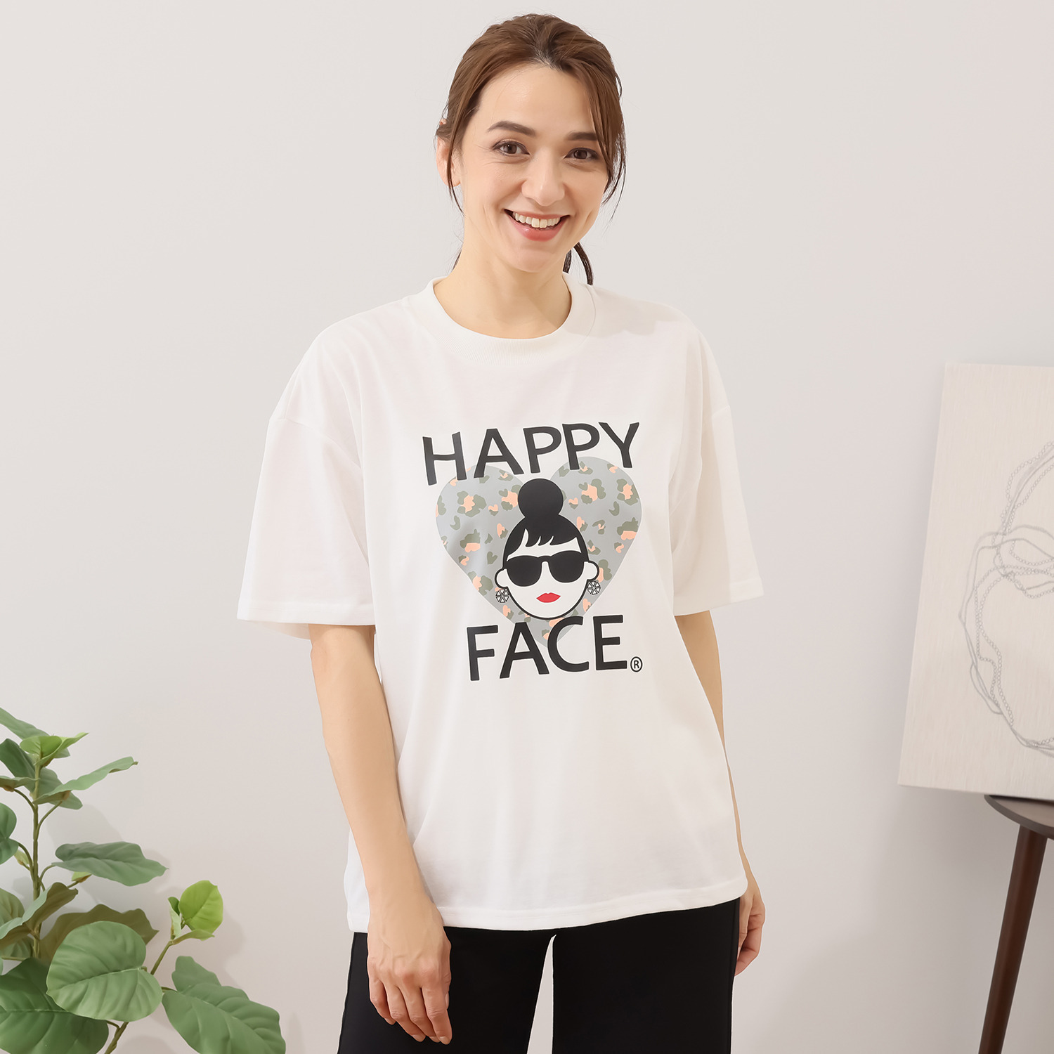 ハッピーフェイス レオパードの ハートにキュン！ ゆったり ルームＴシャツ