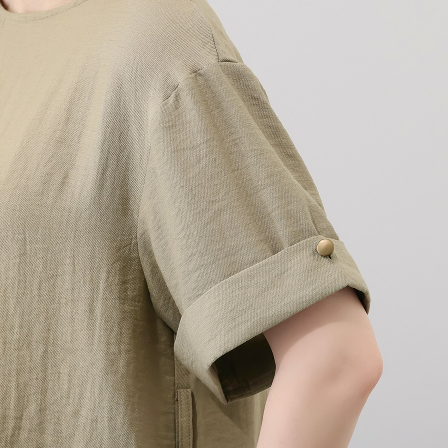 タマミ　ワタナベ プルオーバーブラウス “サニーブールバード”