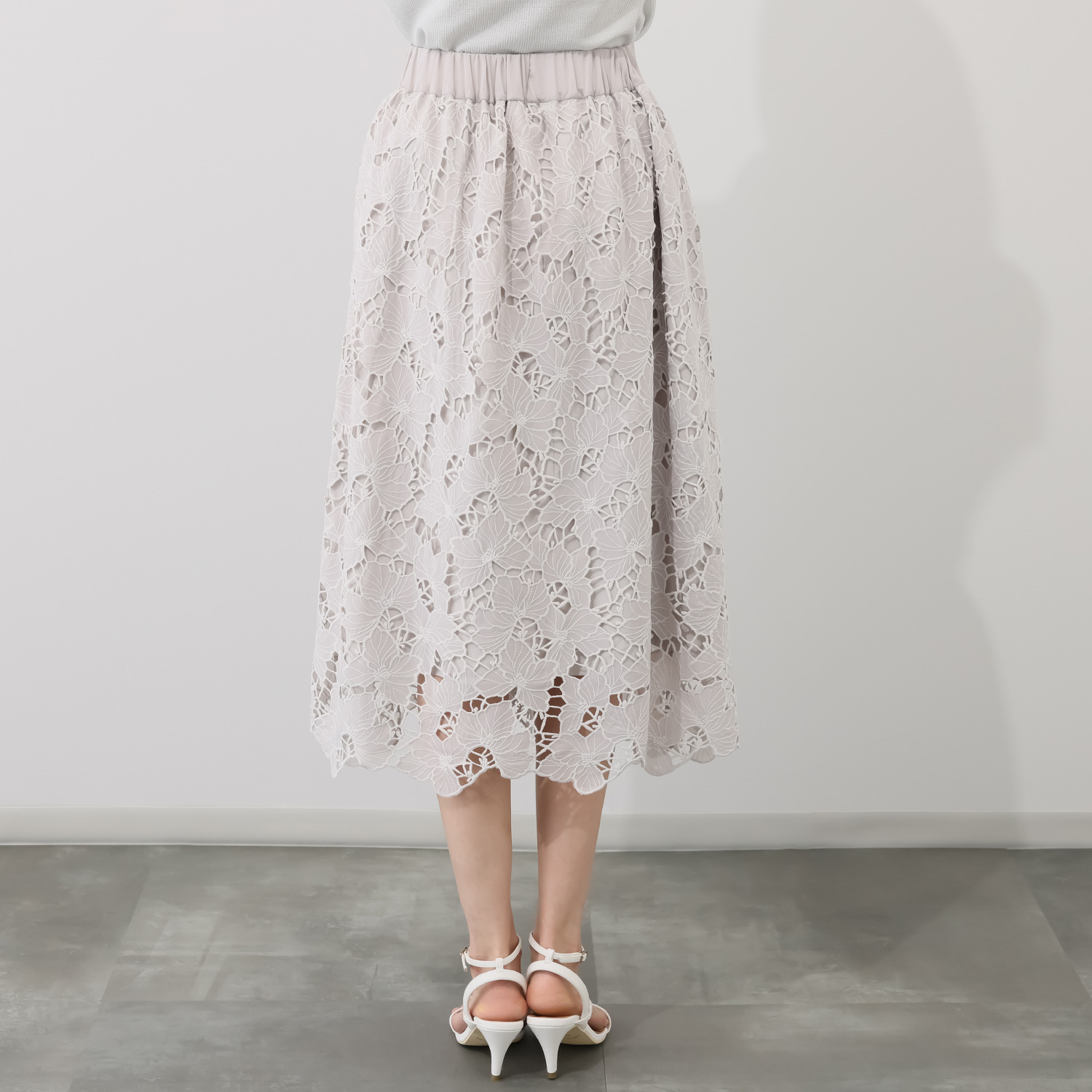 タマミ　ワタナベ レーススカート “アイビーフラワー”