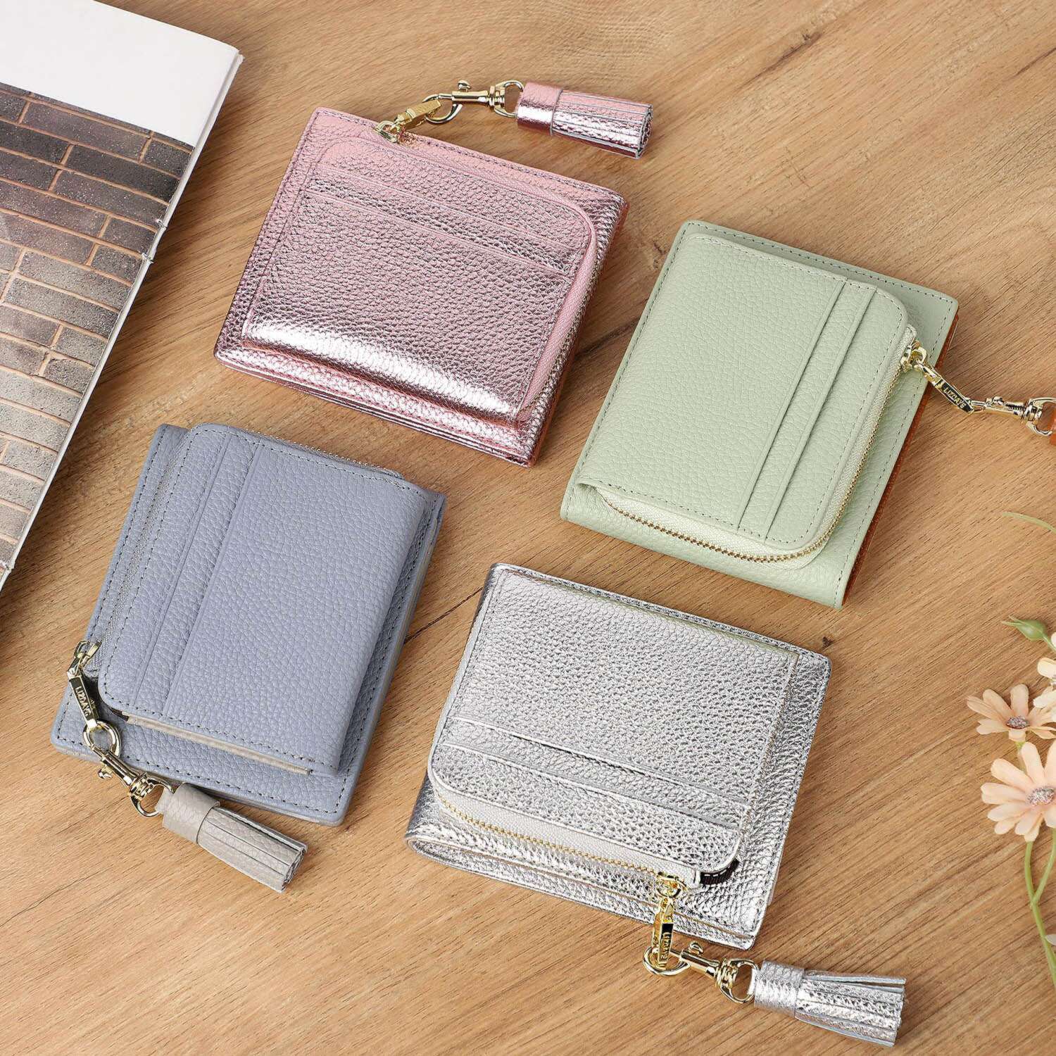 リズデイズ 牛革タッセル 二つ折り財布