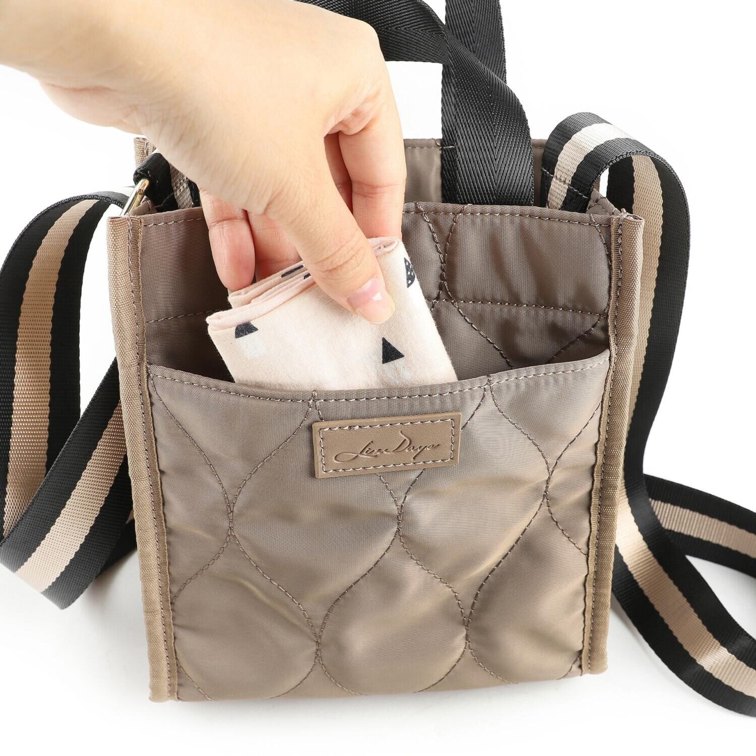 リズデイズ キルティング ２ウェイ ミニショルダーバッグ