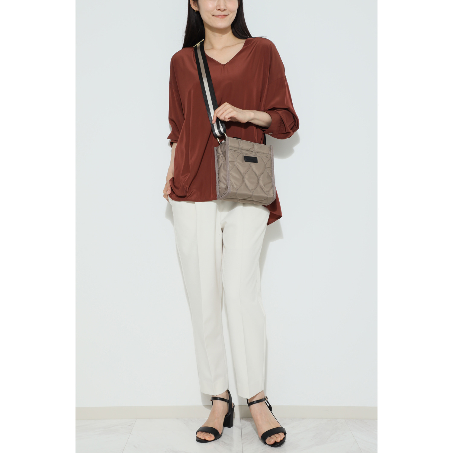 リズデイズ キルティング ２ウェイ ミニショルダーバッグ