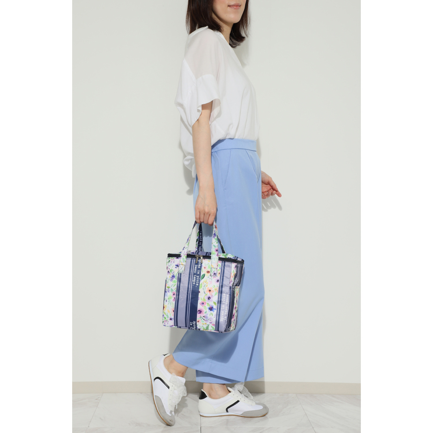 ラルジュ スクエア保冷バッグ ＜ストライプフラワー＞