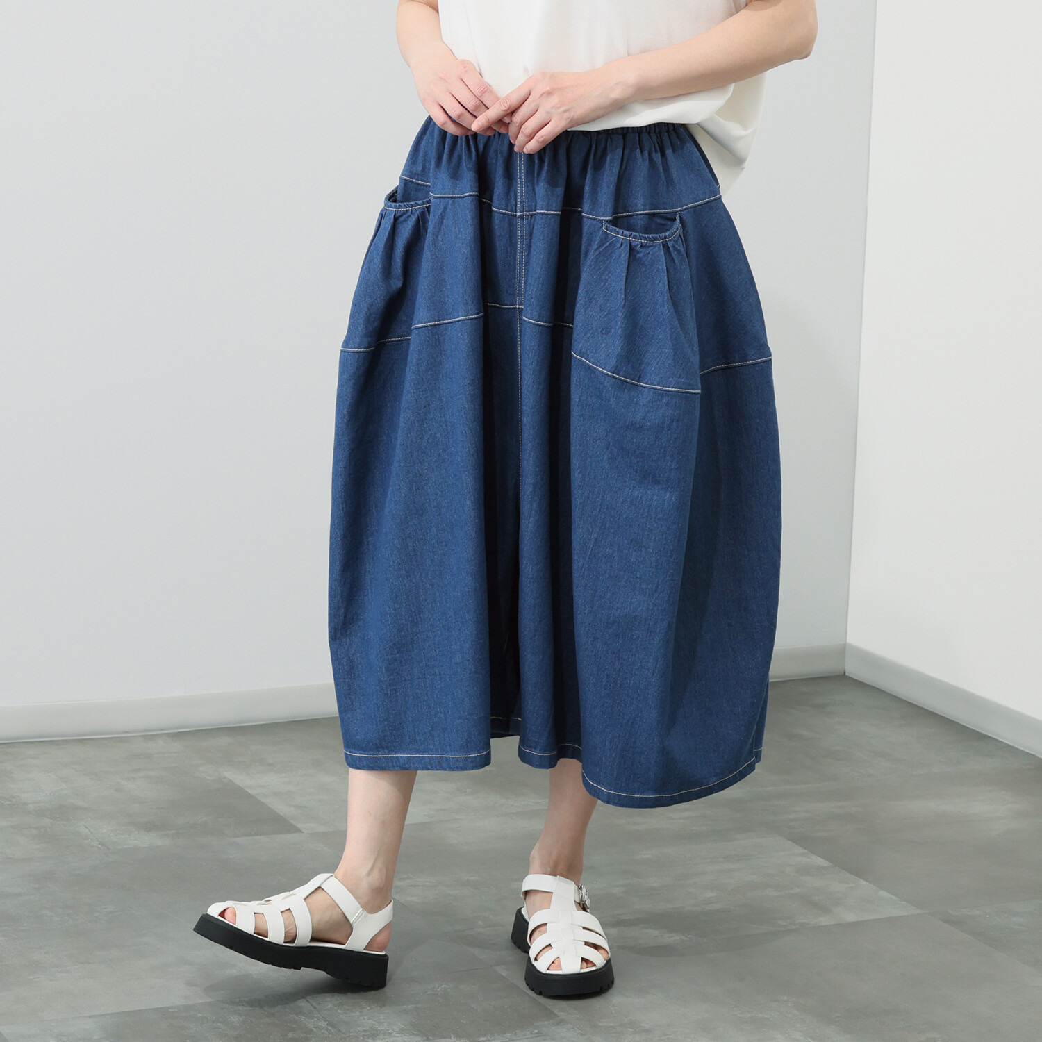 ベルデニム ウォッシュ加工入り ストレッチデニム使用 ワイドシルエット デザインキュロットパンツ