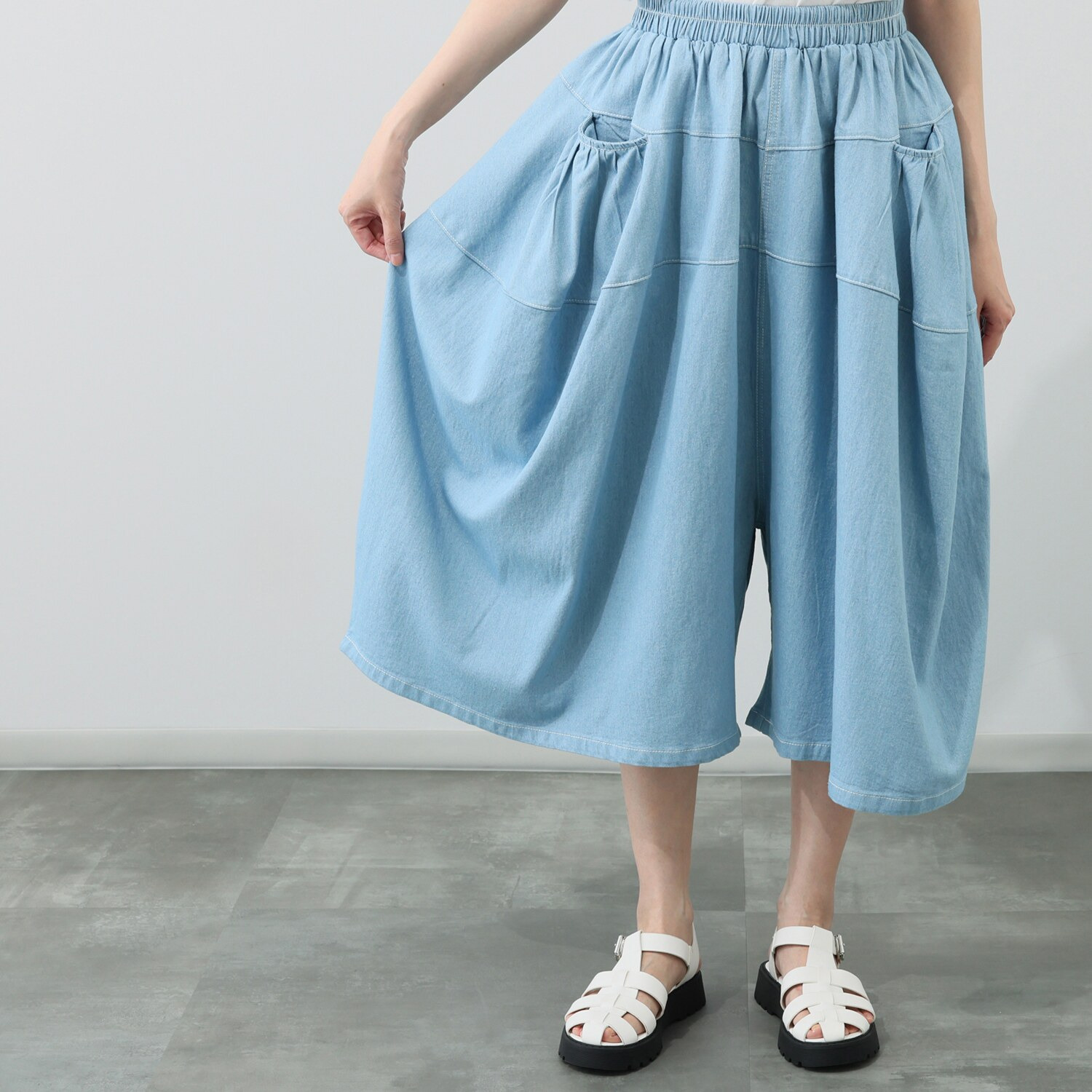 ベルデニム ウォッシュ加工入り ストレッチデニム使用 ワイドシルエット デザインキュロットパンツ