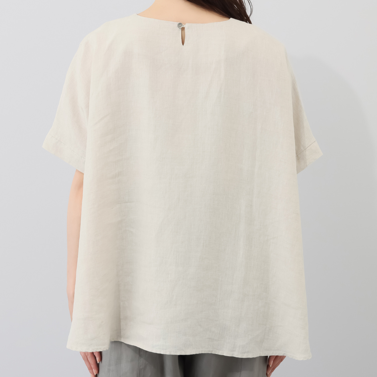 ヨシヨシ バイ　ピージェイ ウォッシャブル麻素材 ニットパーツドッキング プリント加工入り リラックスシルエット デザインプルオーバー