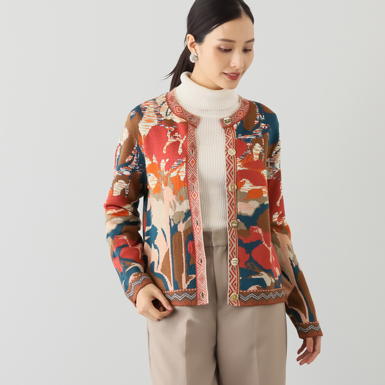 ポピーレッド ダブルジャガード ニットカーディガン “ジャルダン 　デュ　ポピー”