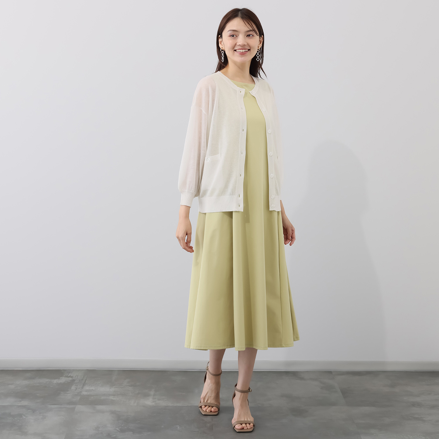 ソアージュ ウールブレンド 煌めき放つ ハイゲージニット カーディガン