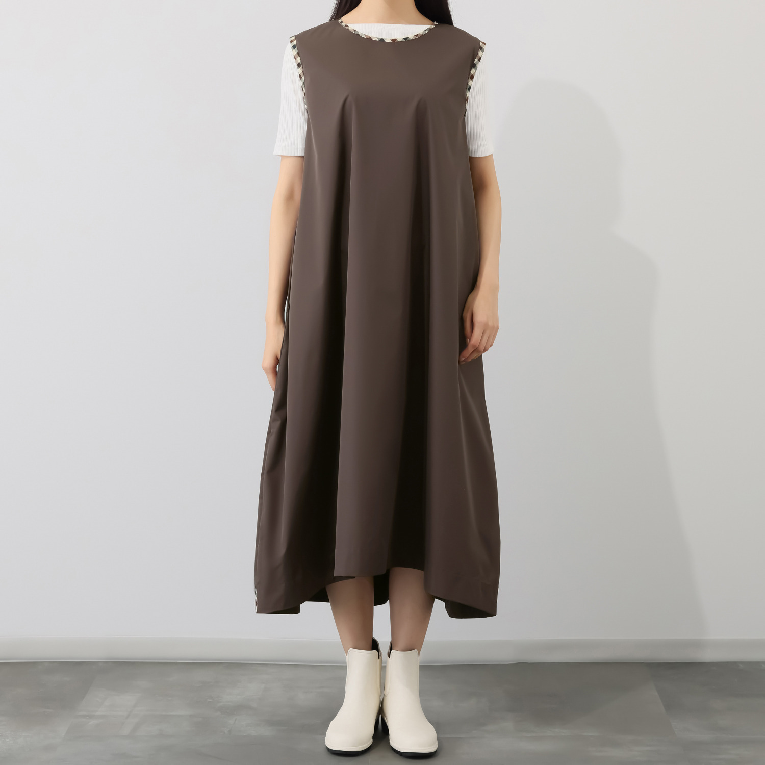 アクアスキュータム レインワンピース