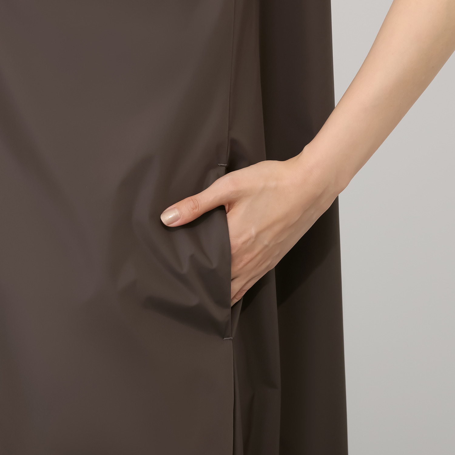 アクアスキュータム レインワンピース