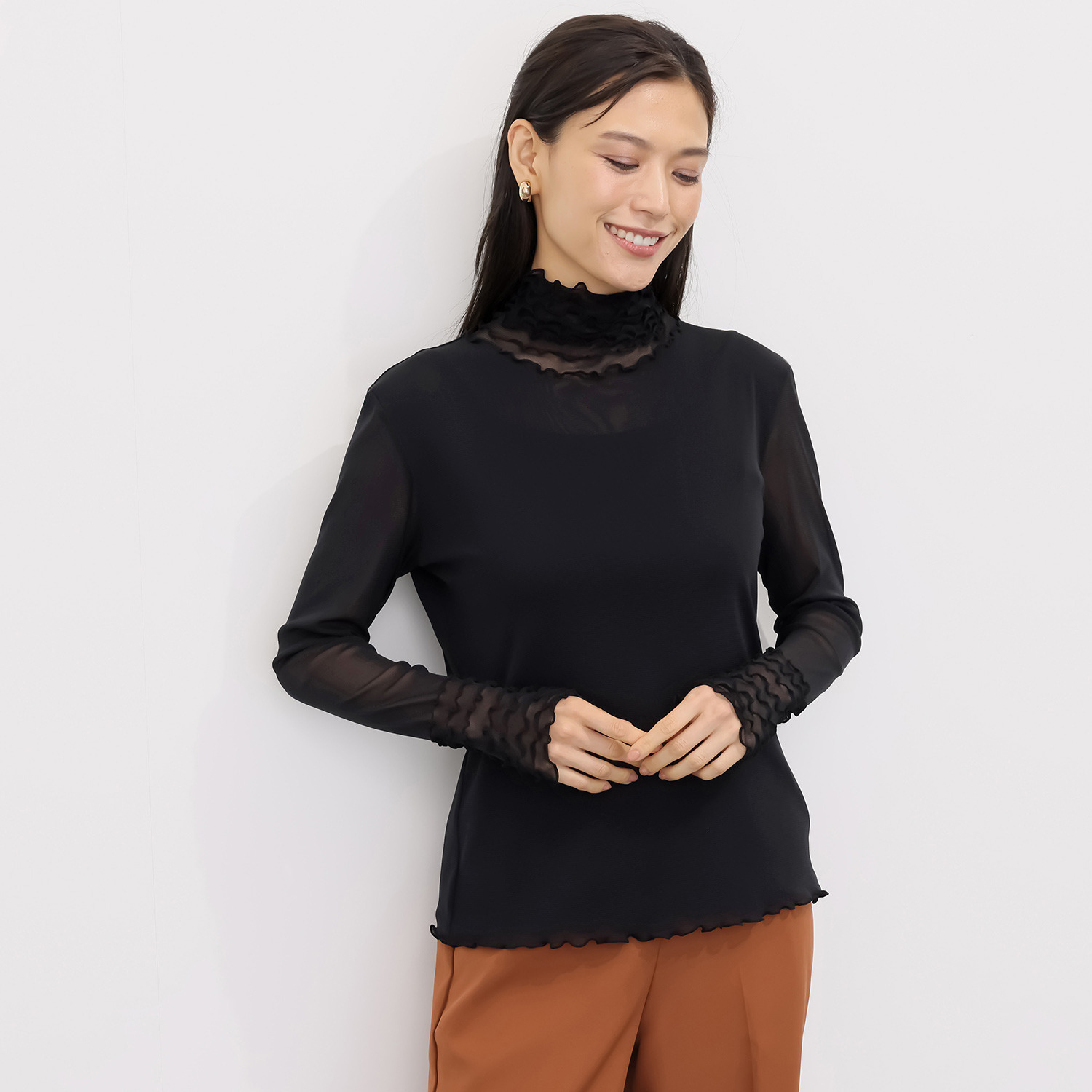 メッシュウィッシュ やわらか！　さらっと！ メッシュ素材！ ８段フリルプルオーバー