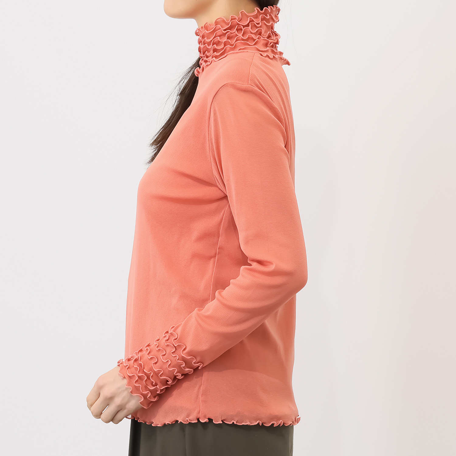 メッシュウィッシュ やわらか！　さらっと！ メッシュ素材！ ８段フリルプルオーバー