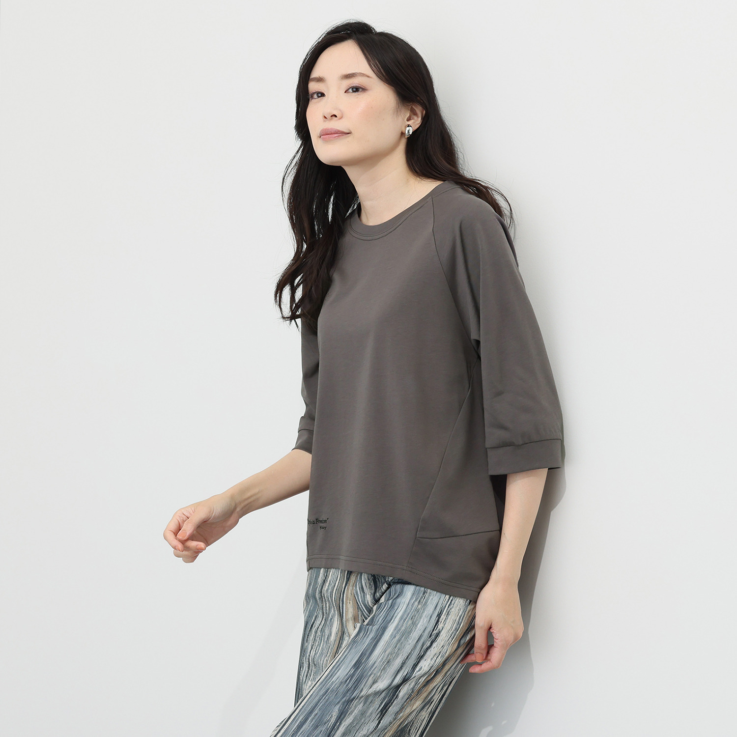 リラリー リラックスフォルム 刺しゅう入りＴシャツ