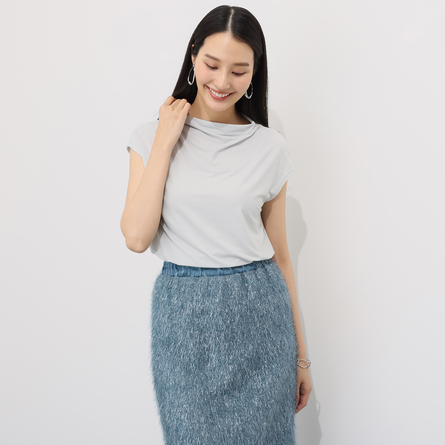 ベネディクション 接触冷感 ウォッシャブル シャイニーラメジャージー ドレープボトルネック プルオーバー