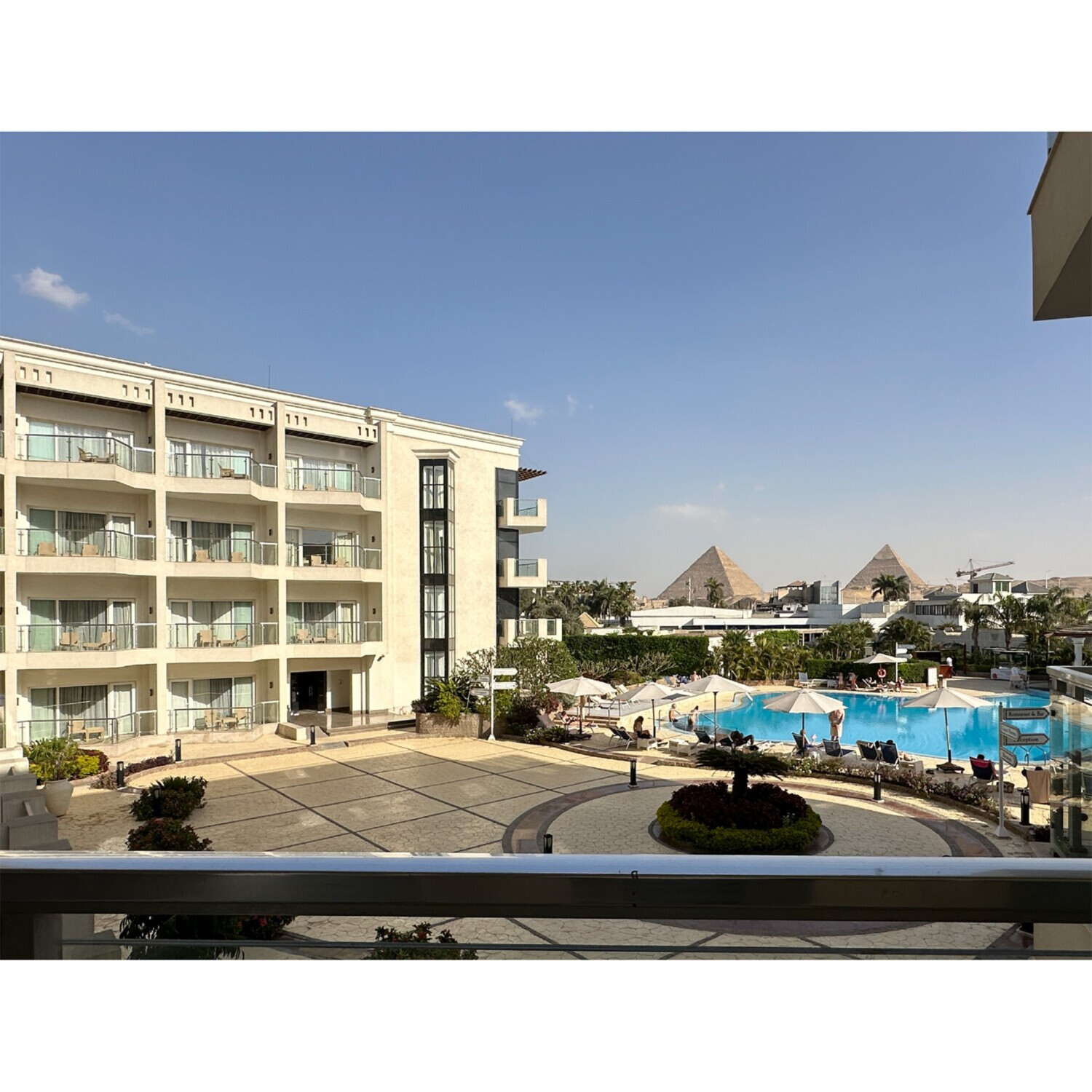 大人時間を愉しむ 古代遺跡をめぐる エジプト１０日間 “成田空港発着 　２名１室”