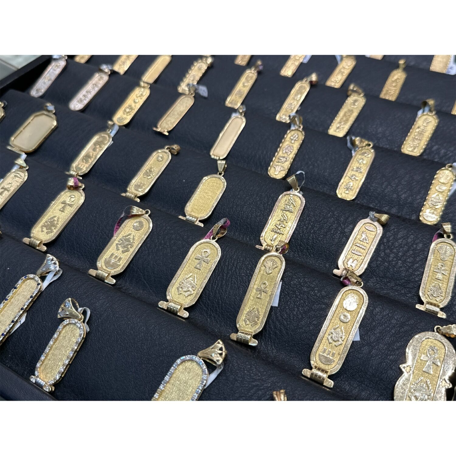 大人時間を愉しむ 古代遺跡をめぐる エジプト１０日間 “関西国際空港発着 　２名１室”