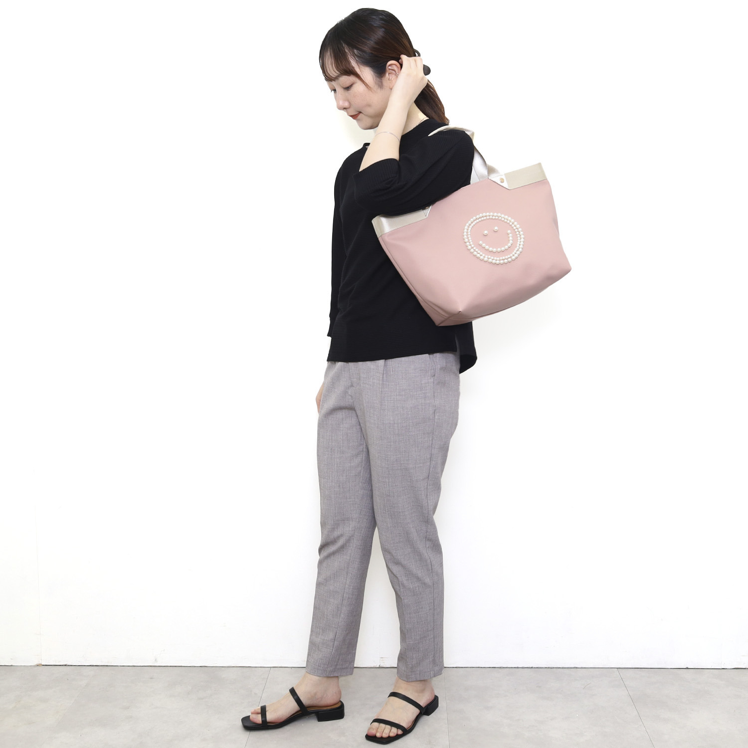 クーコ スマイリーフェイス キラキラデコ トートバッグ