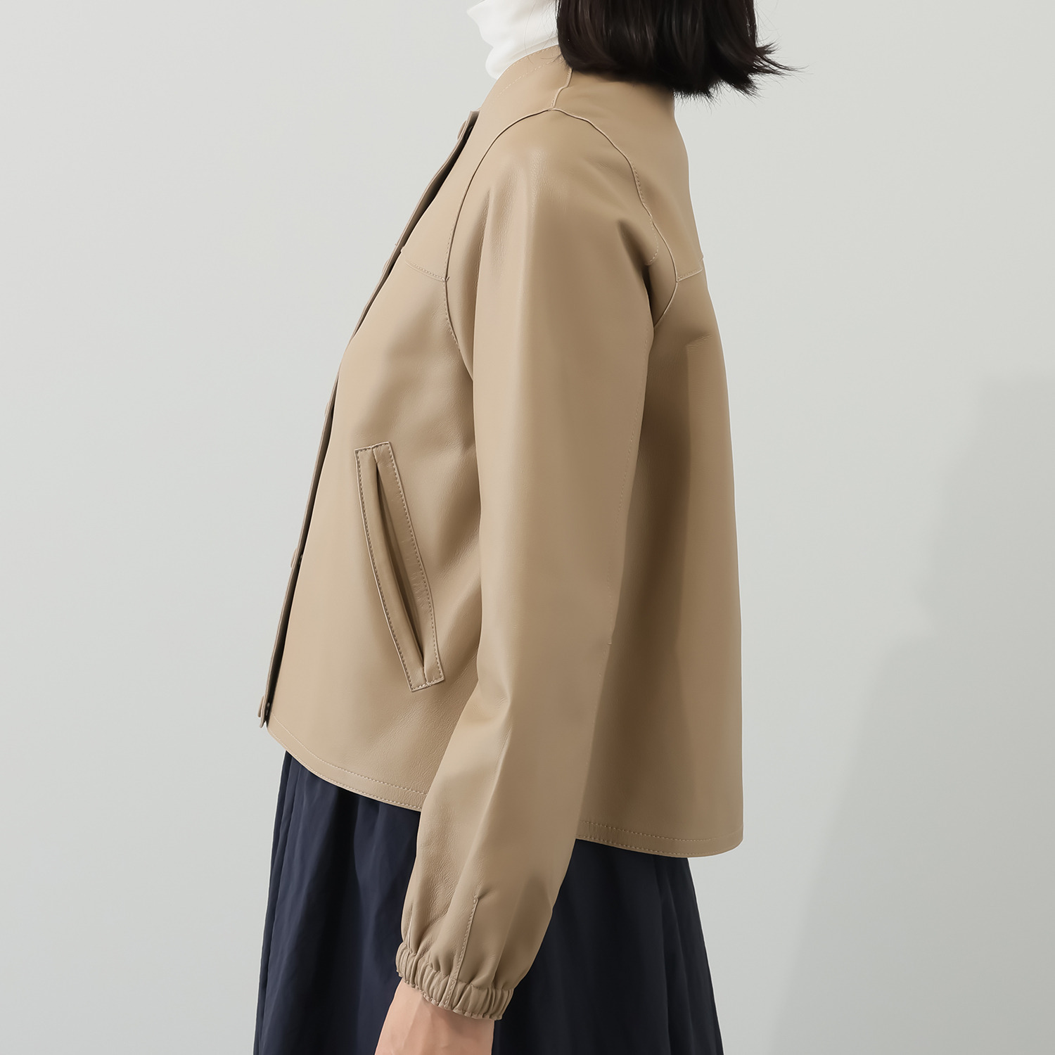 元町ゼラール 軽くてソフトな風合い！ トルコ産ラムレザー リバーシブルデザイン ギャザースリーブ ジャケット