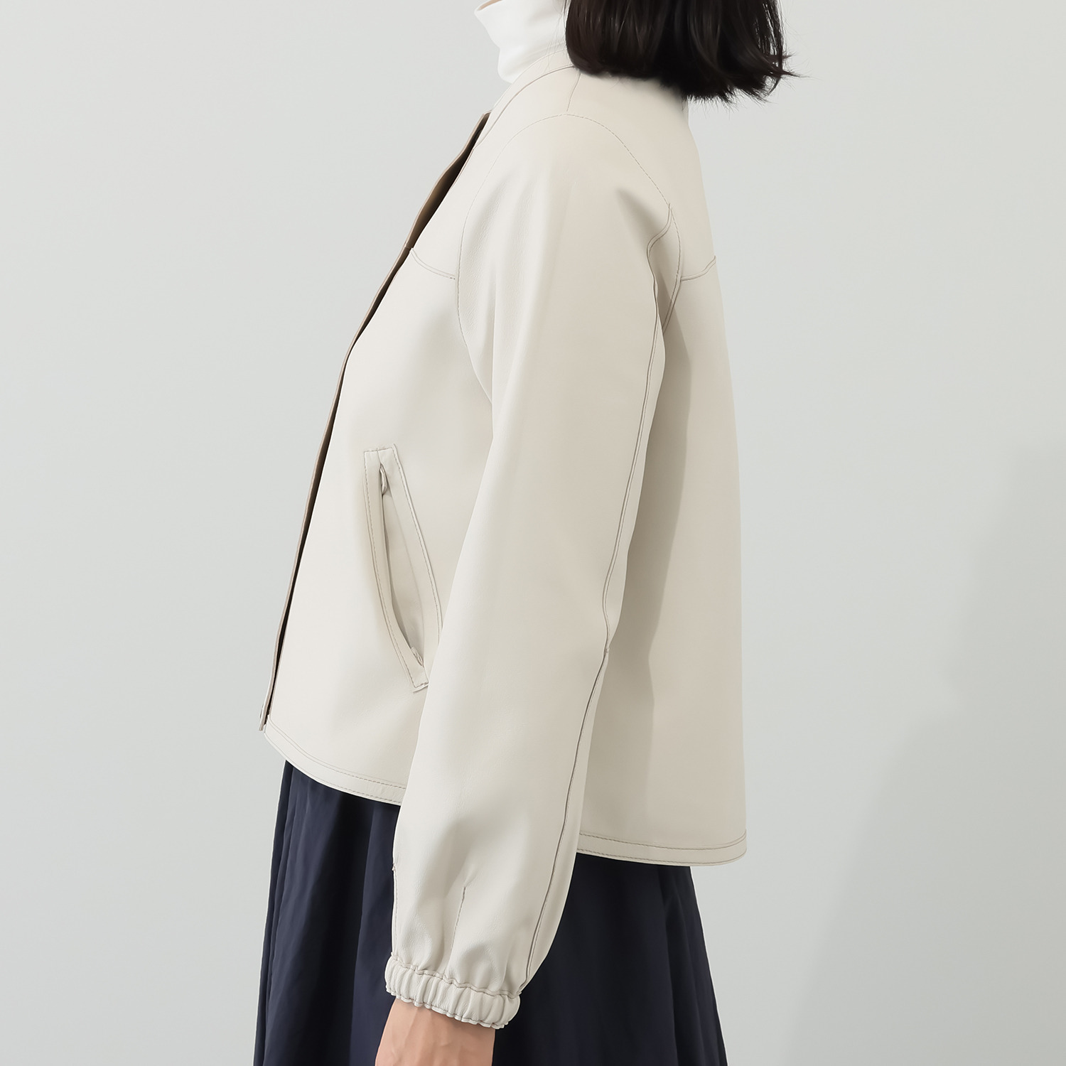 元町ゼラール 軽くてソフトな風合い！ トルコ産ラムレザー リバーシブルデザイン ギャザースリーブ ジャケット