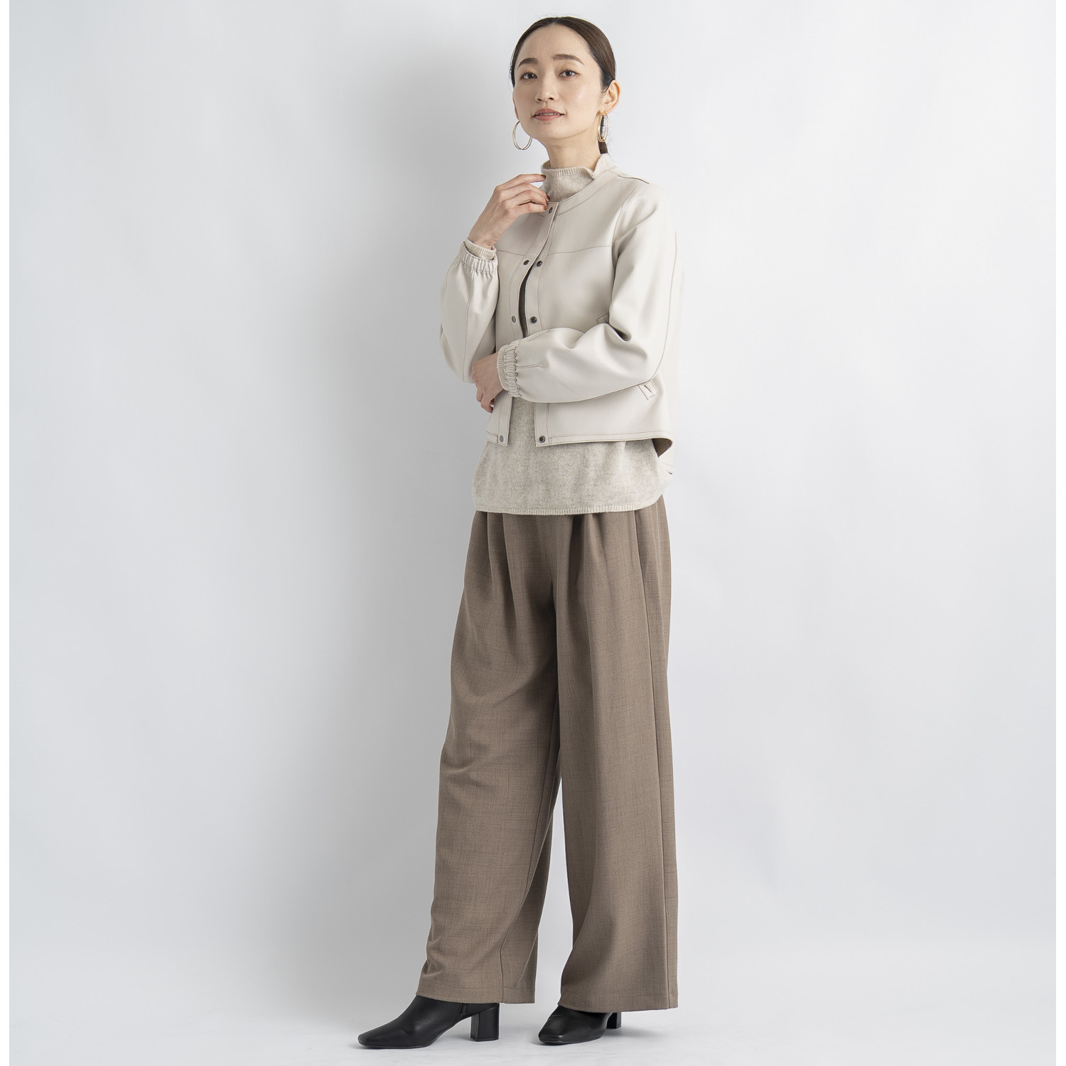 元町ゼラール 軽くてソフトな風合い！ トルコ産ラムレザー リバーシブルデザイン ギャザースリーブ ジャケット