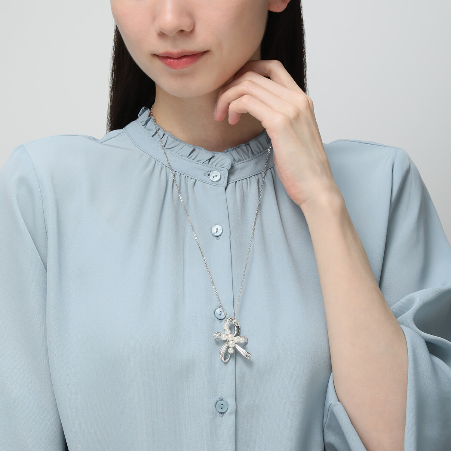 パール　ユリマ ハロン湾産 無調色越物アコヤパール リボンモティーフ ペンダントブローチ