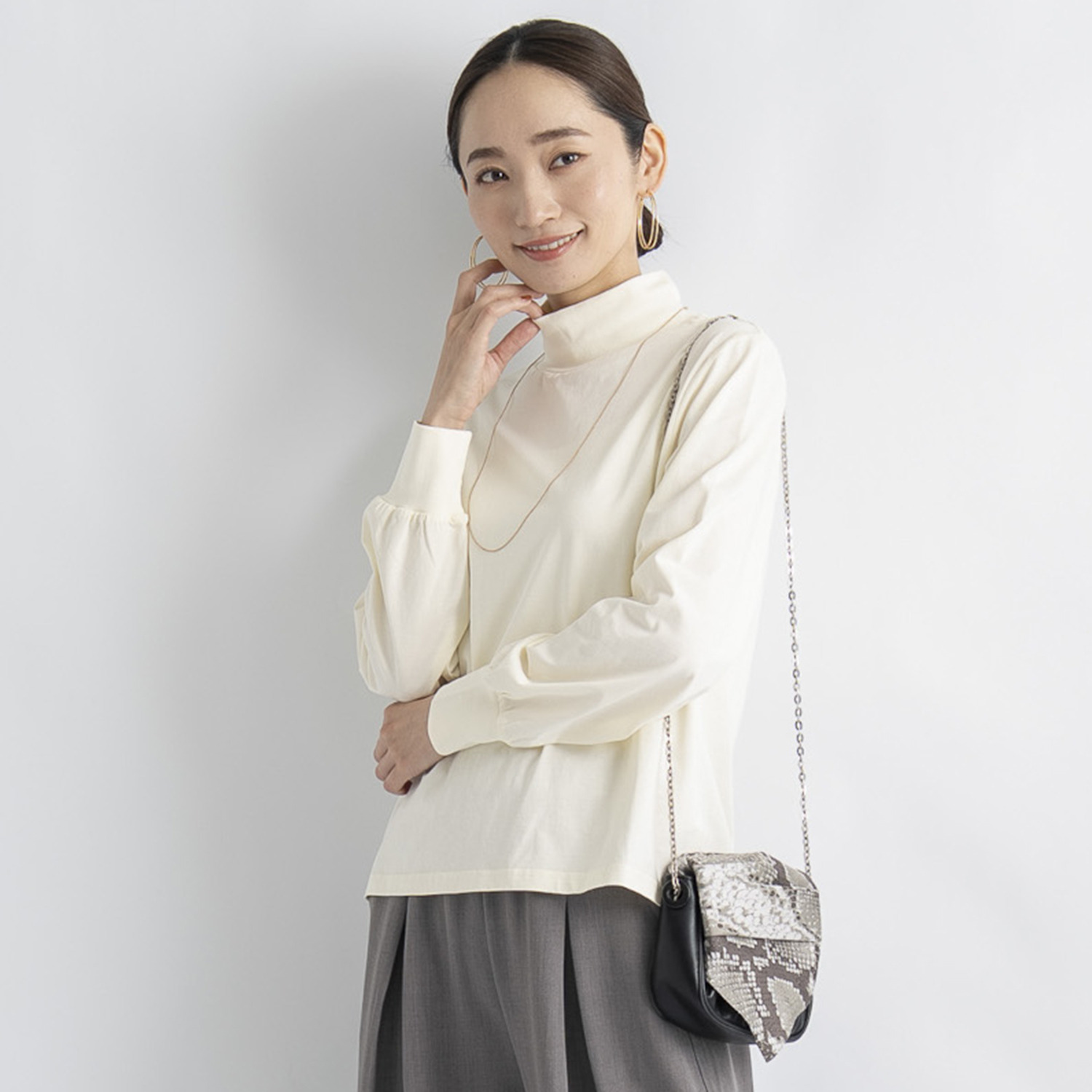 元町ゼラール スーピマコットン使用 ふんわりハイネック プルオーバー