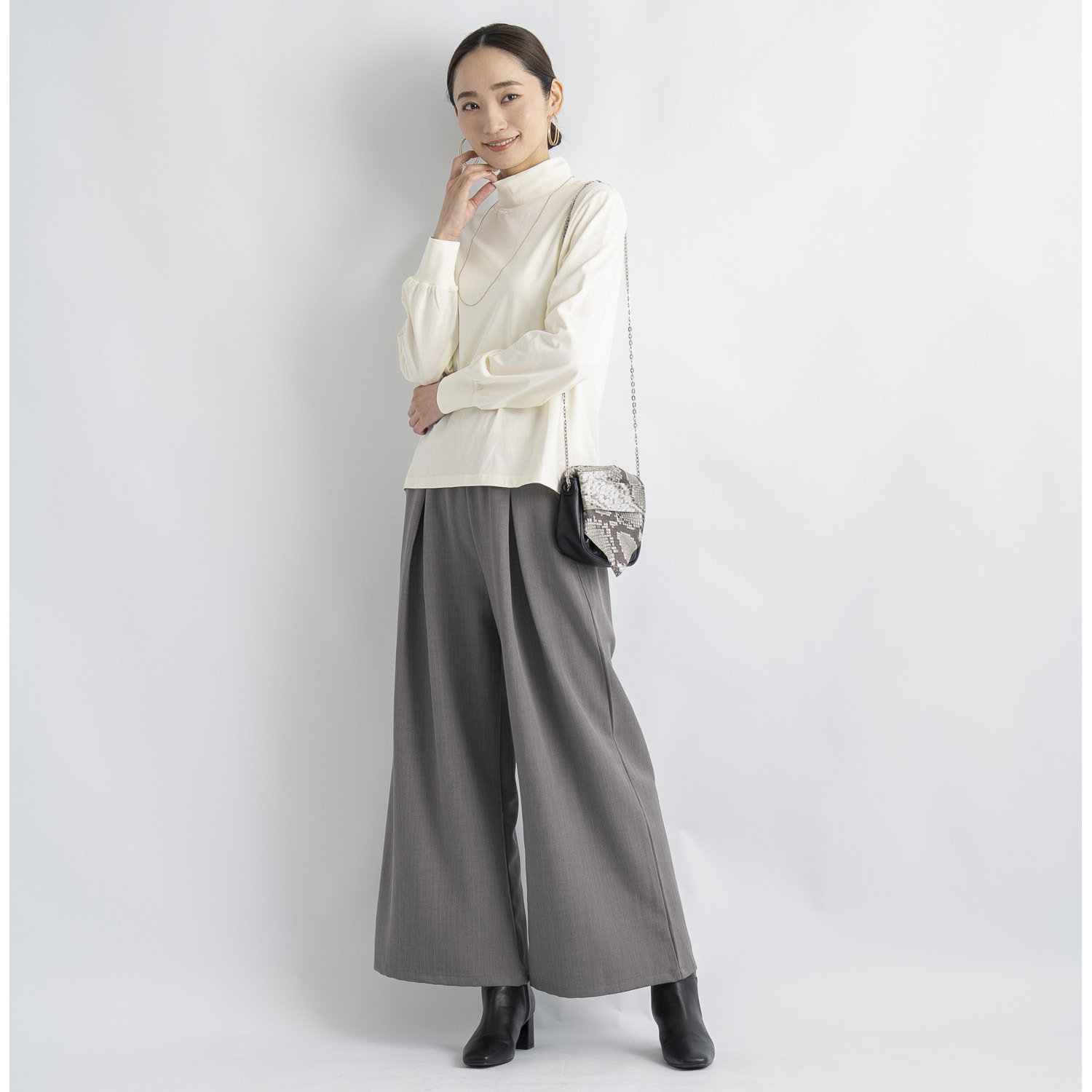 元町ゼラール スーピマコットン使用 ふんわりハイネック プルオーバー