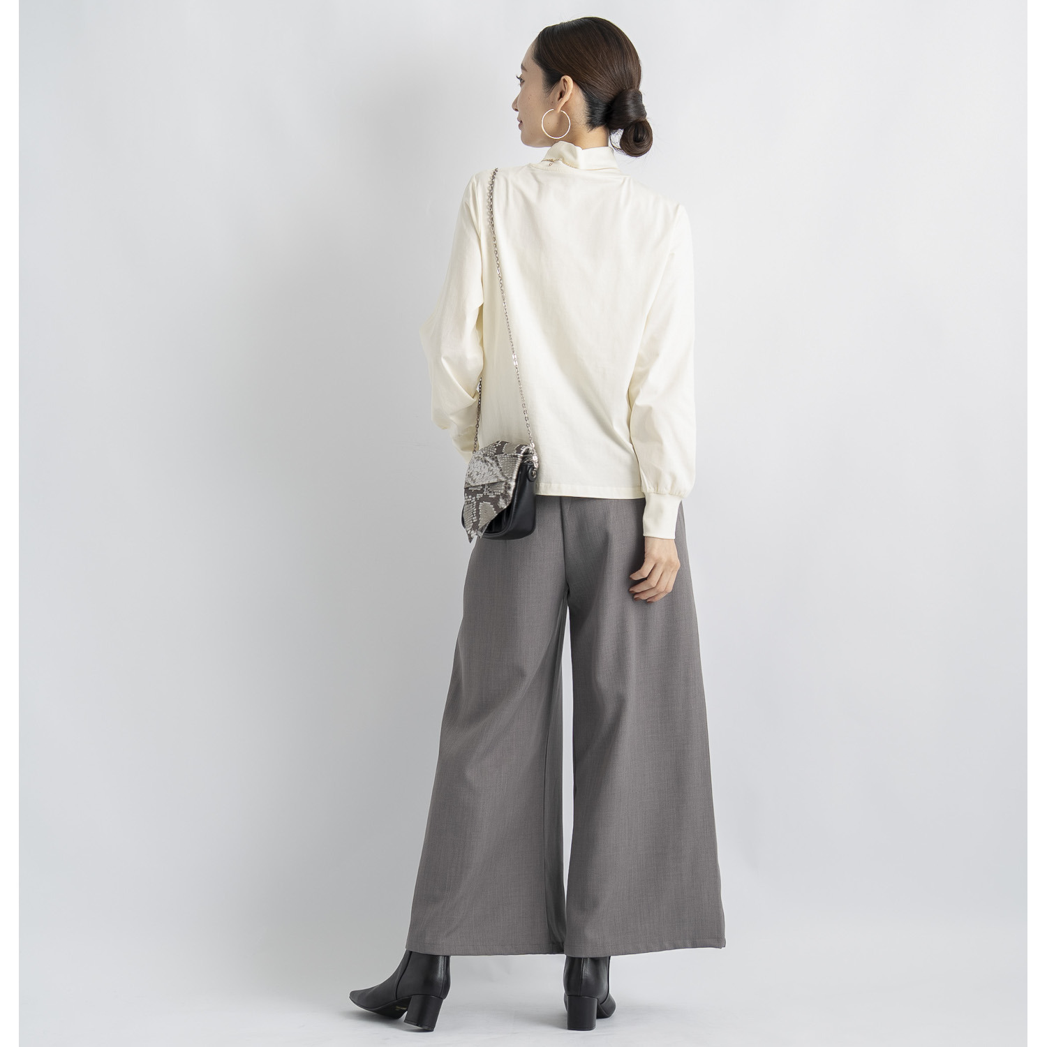 元町ゼラール スーピマコットン使用 ふんわりハイネック プルオーバー