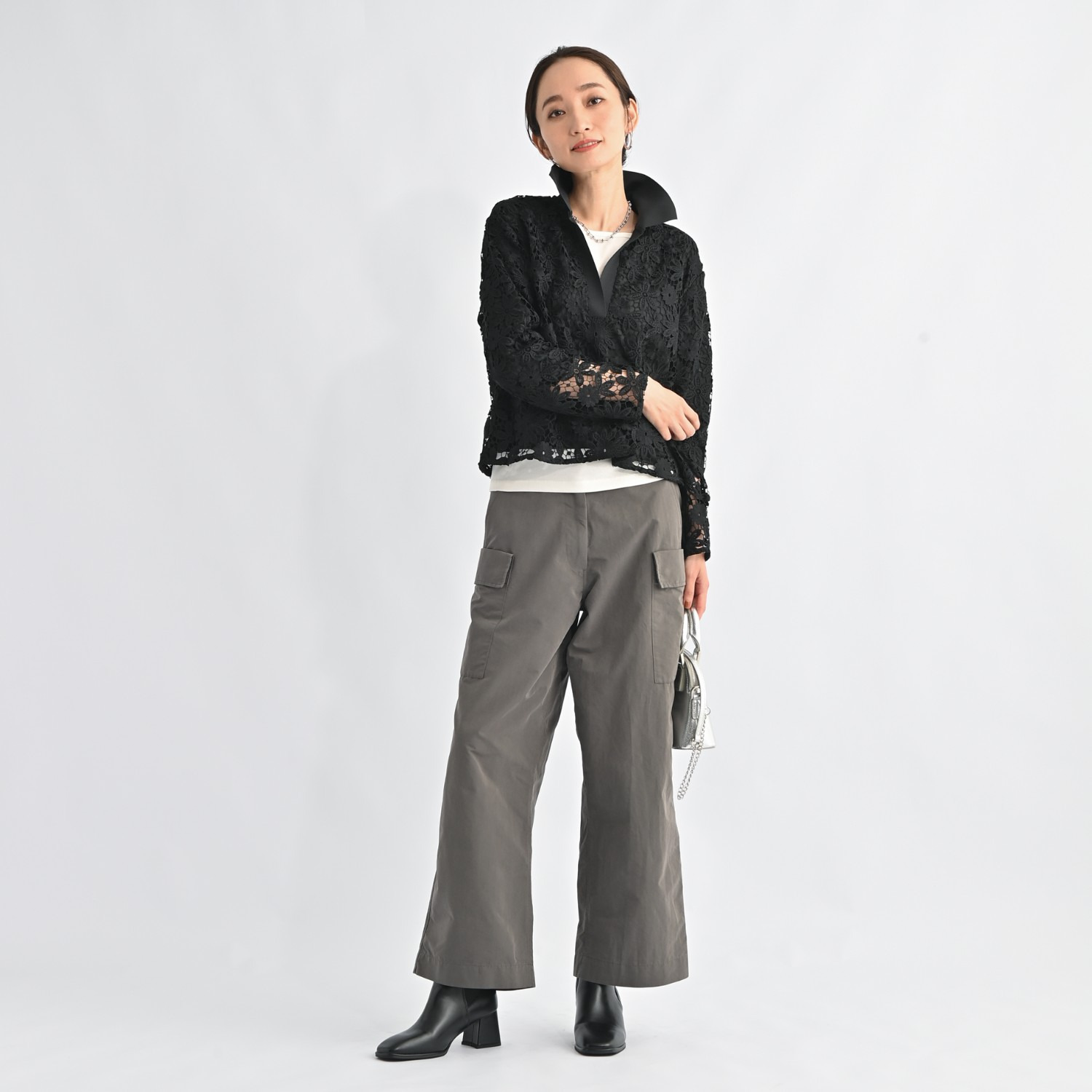 元町ゼラール 華やかリッチ 総レース 襟ニットプルオーバー