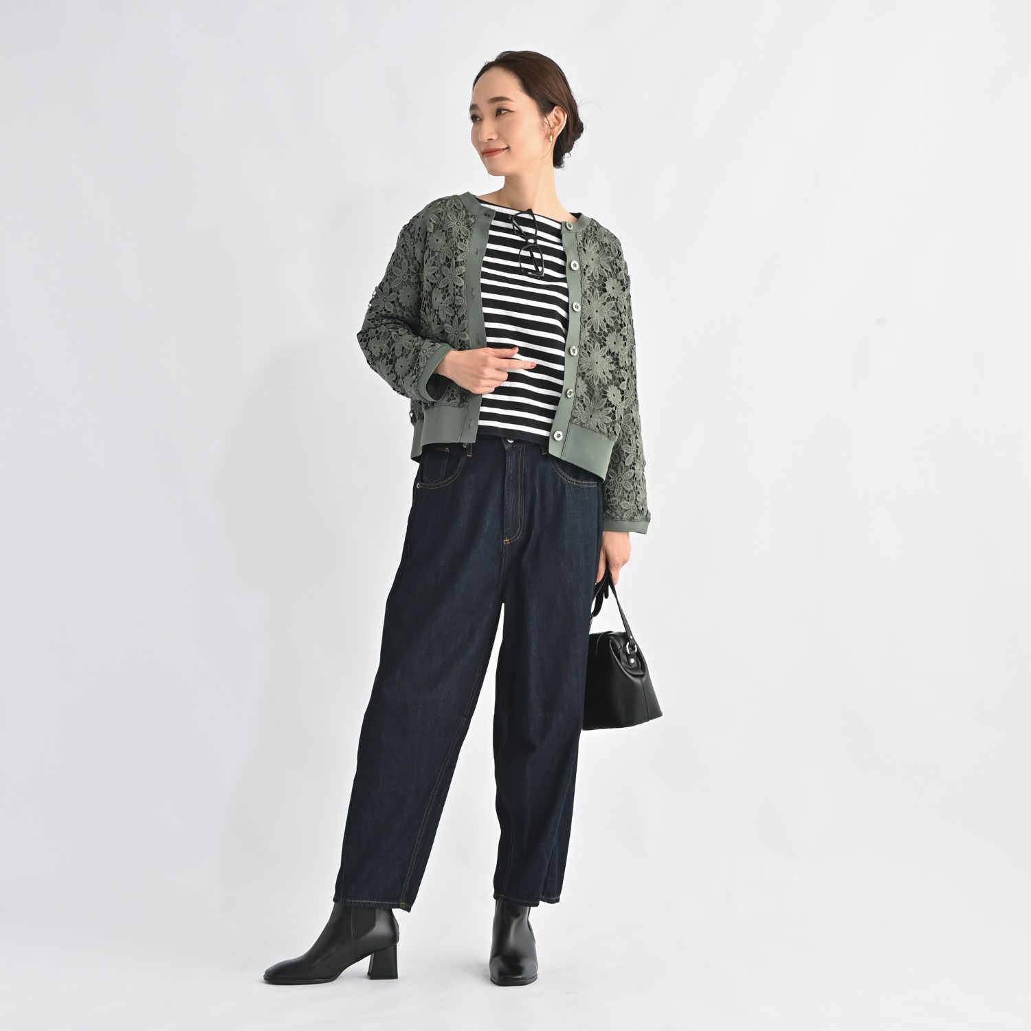 元町ゼラール 華やかリッチ 総レース ニットラウンドネック カーディガン