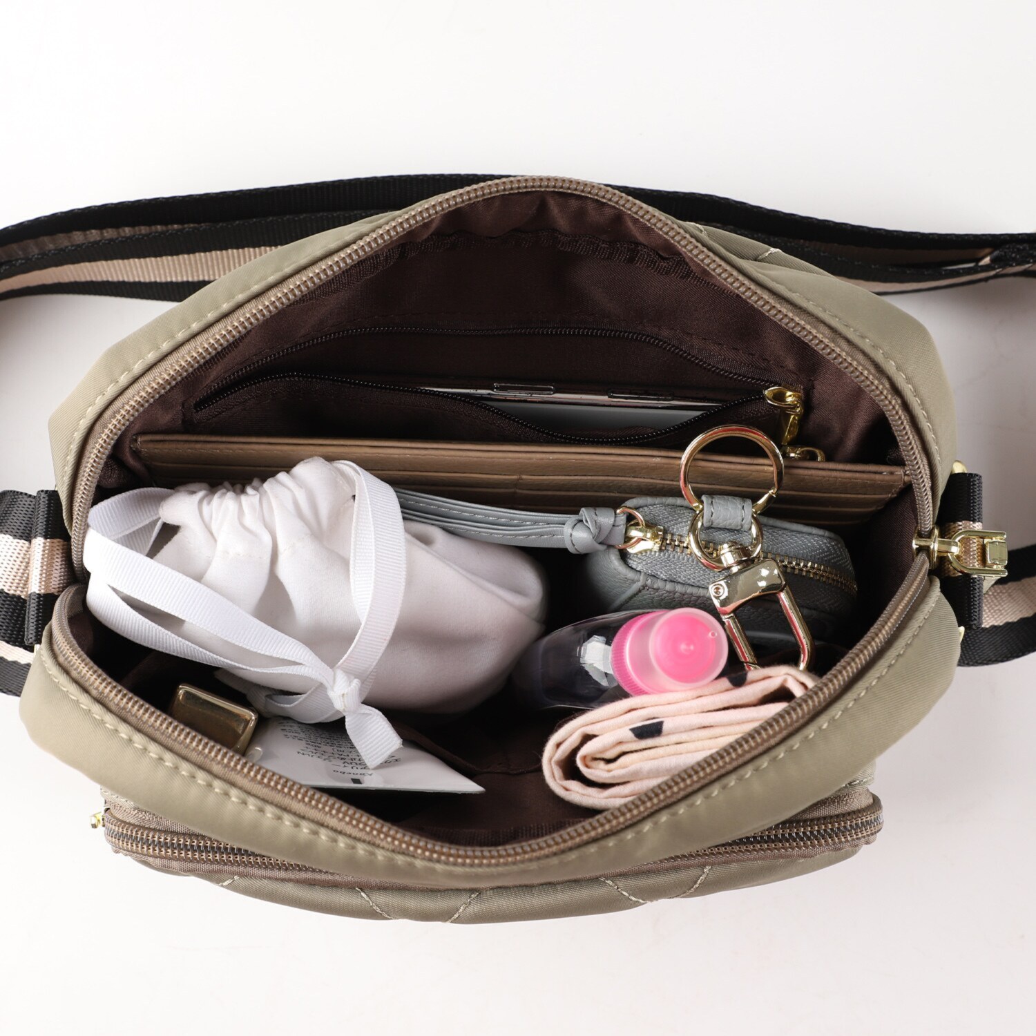 リズデイズ キルティング ミニショルダーバッグ