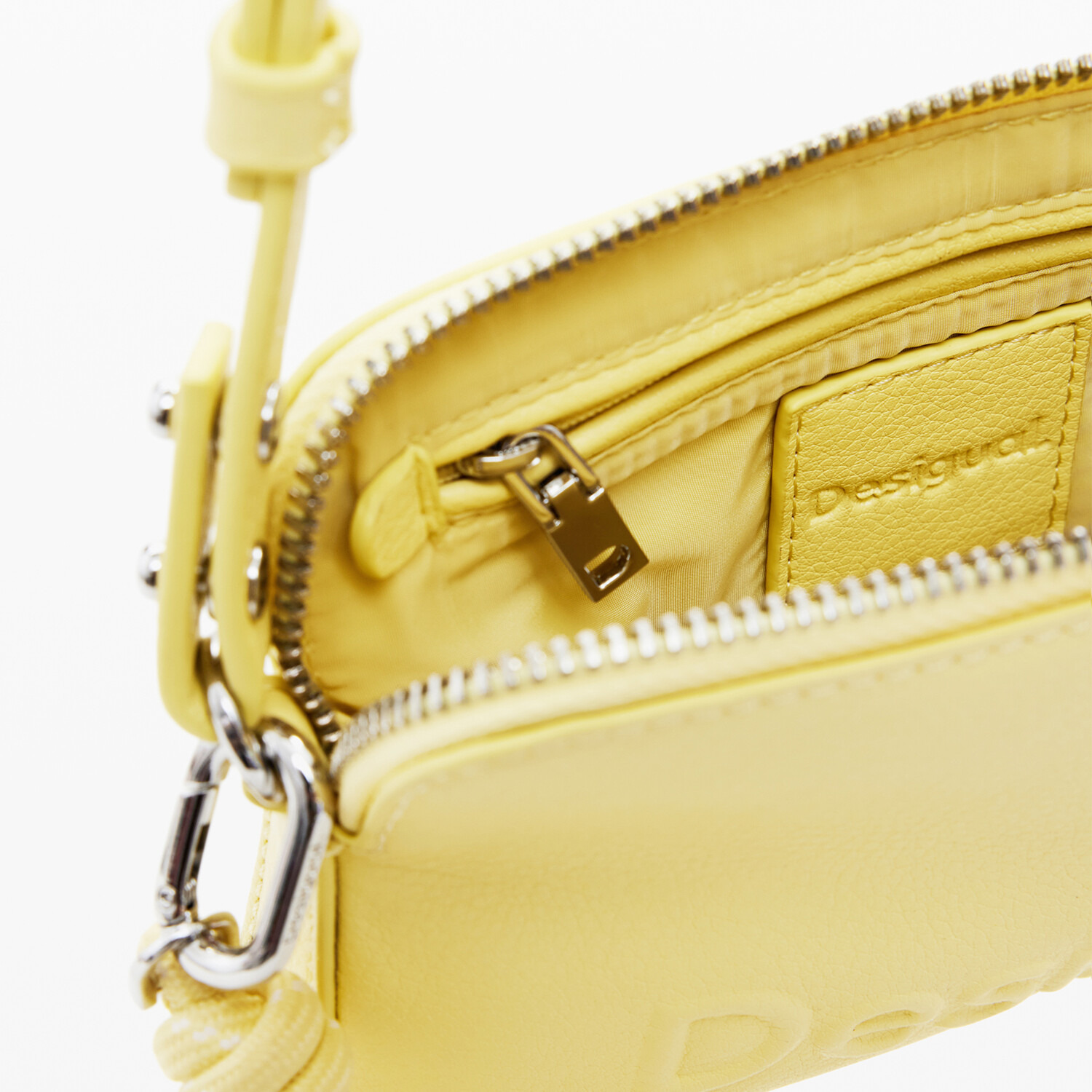 デシグアル スマホショルダーバッグ