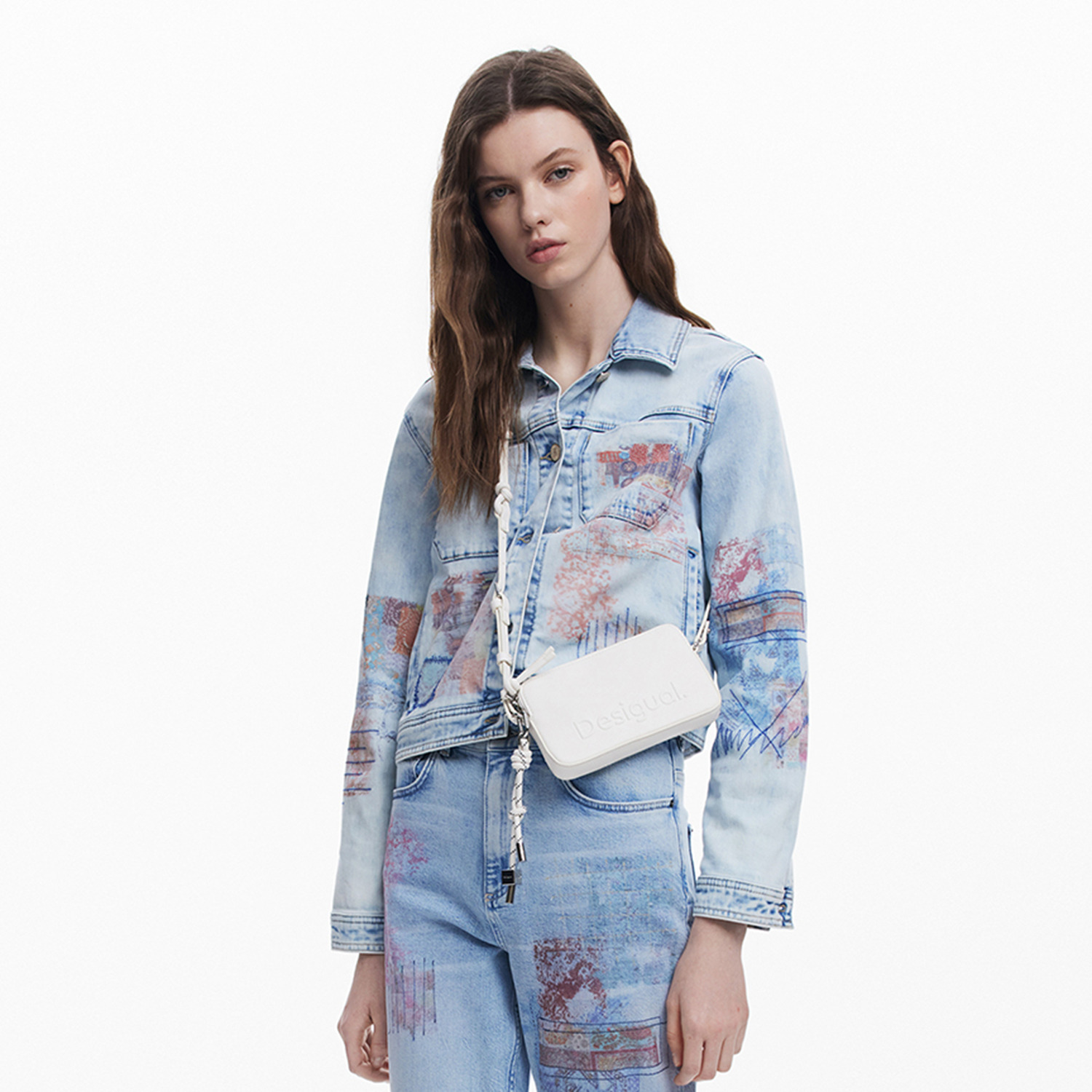 デシグアル スマホショルダーバッグ