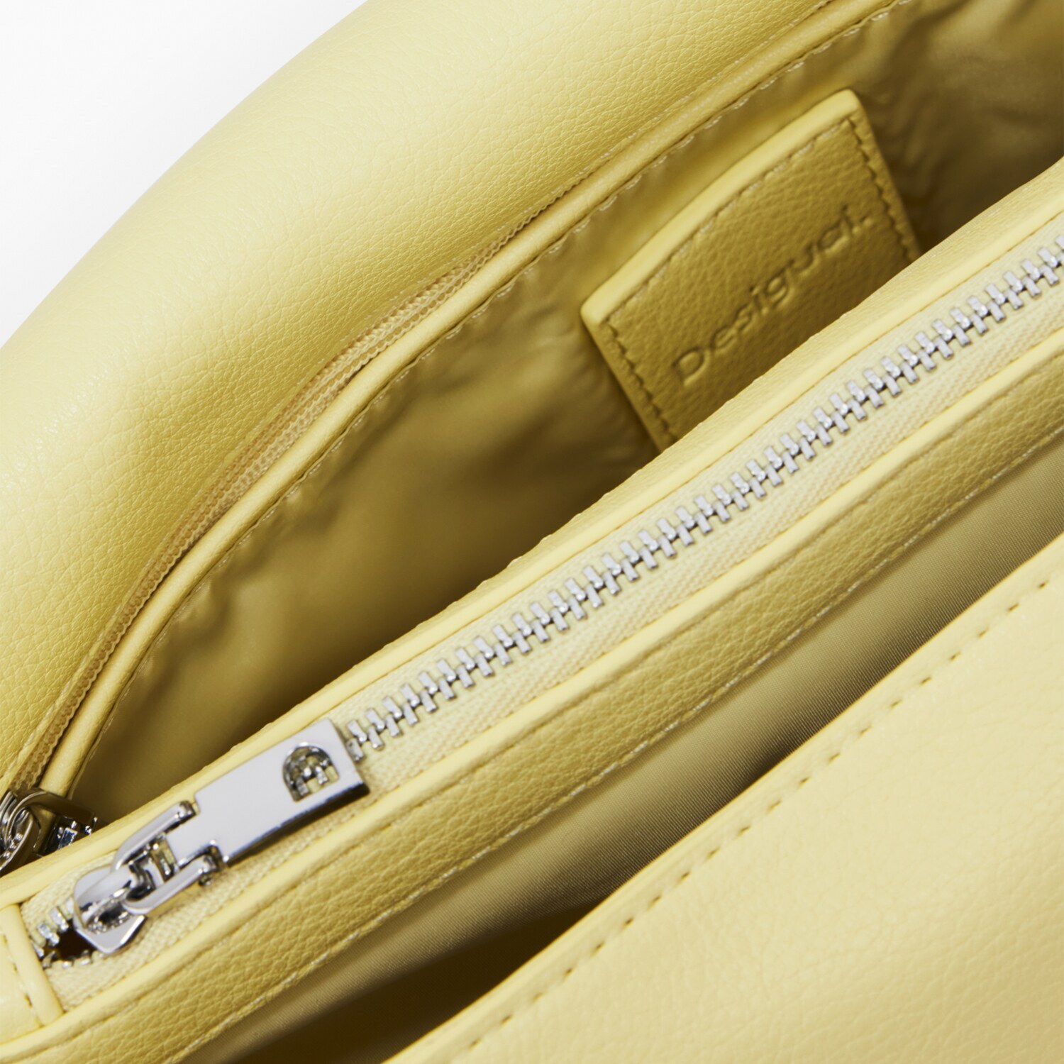 デシグアル ２ウェイショルダーバッグ