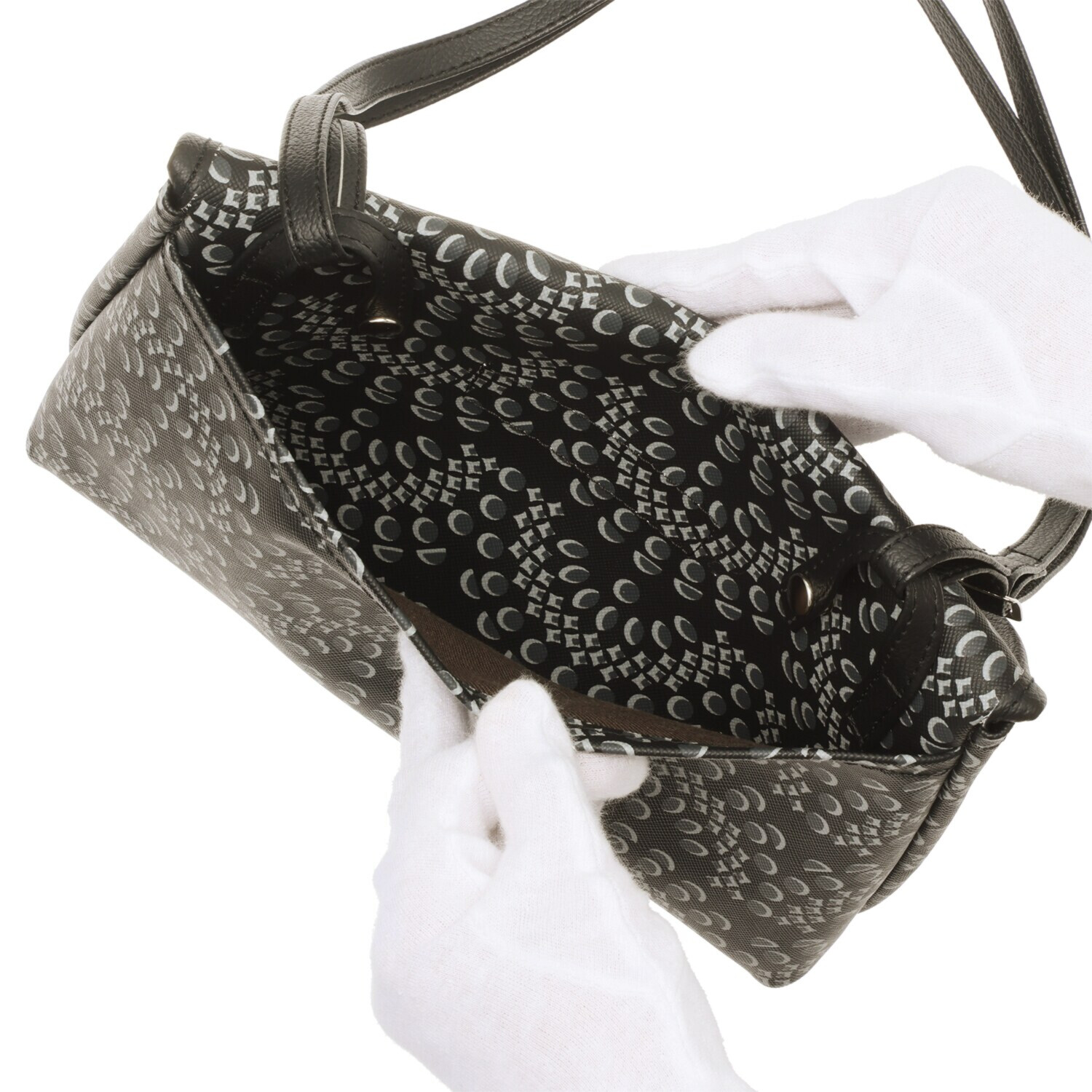 タマミ　ワタナベ ショルダーバッグ “トリックポーチ”