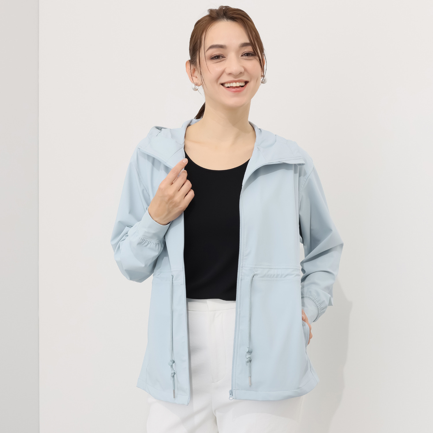 はっ水効果で 急な雨にも対応！ 着た瞬間ひんやり快適 ファンクショナリー シールドクールパーカー